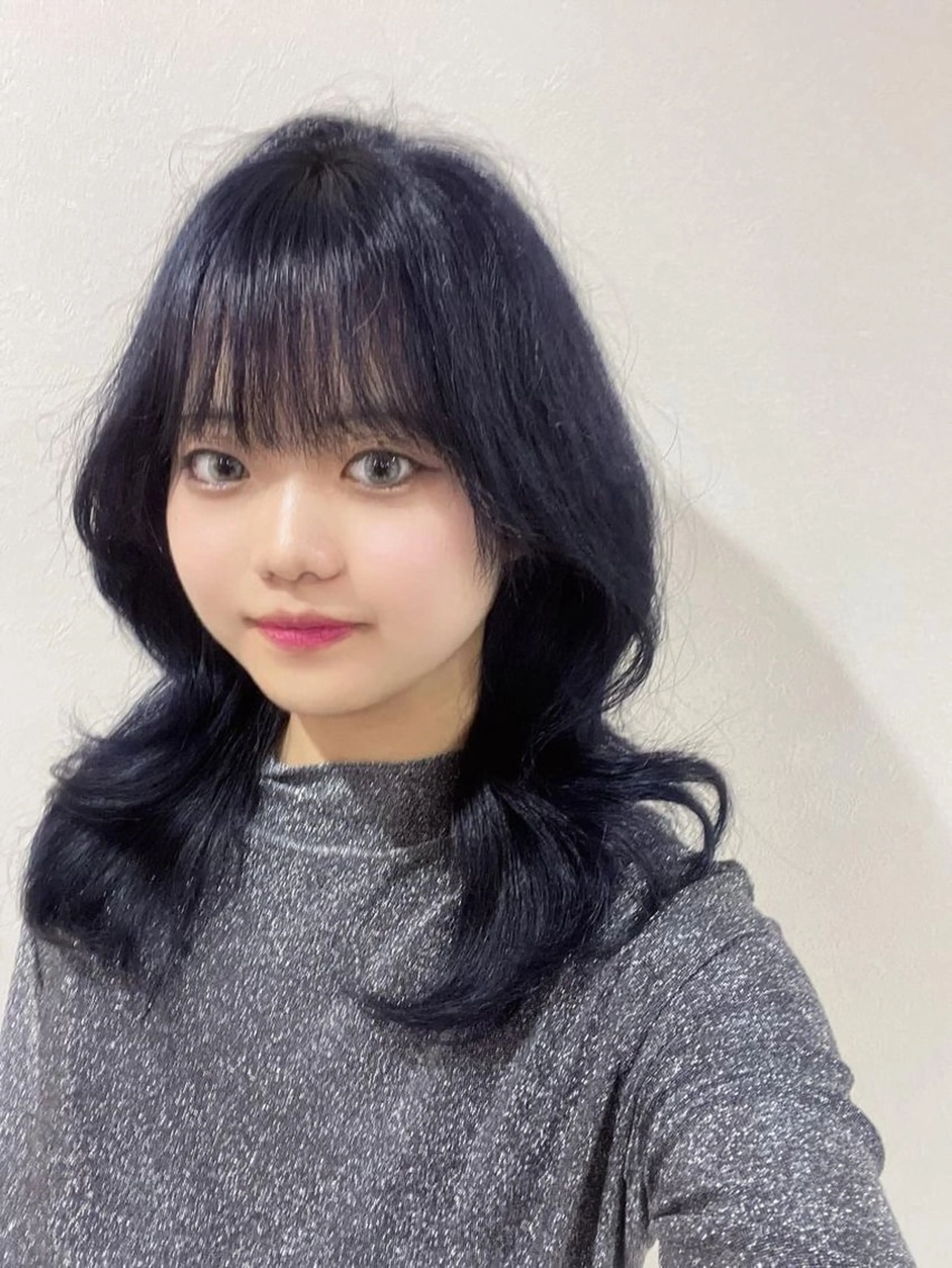 カラー 佐藤 生基のヘアスタイル