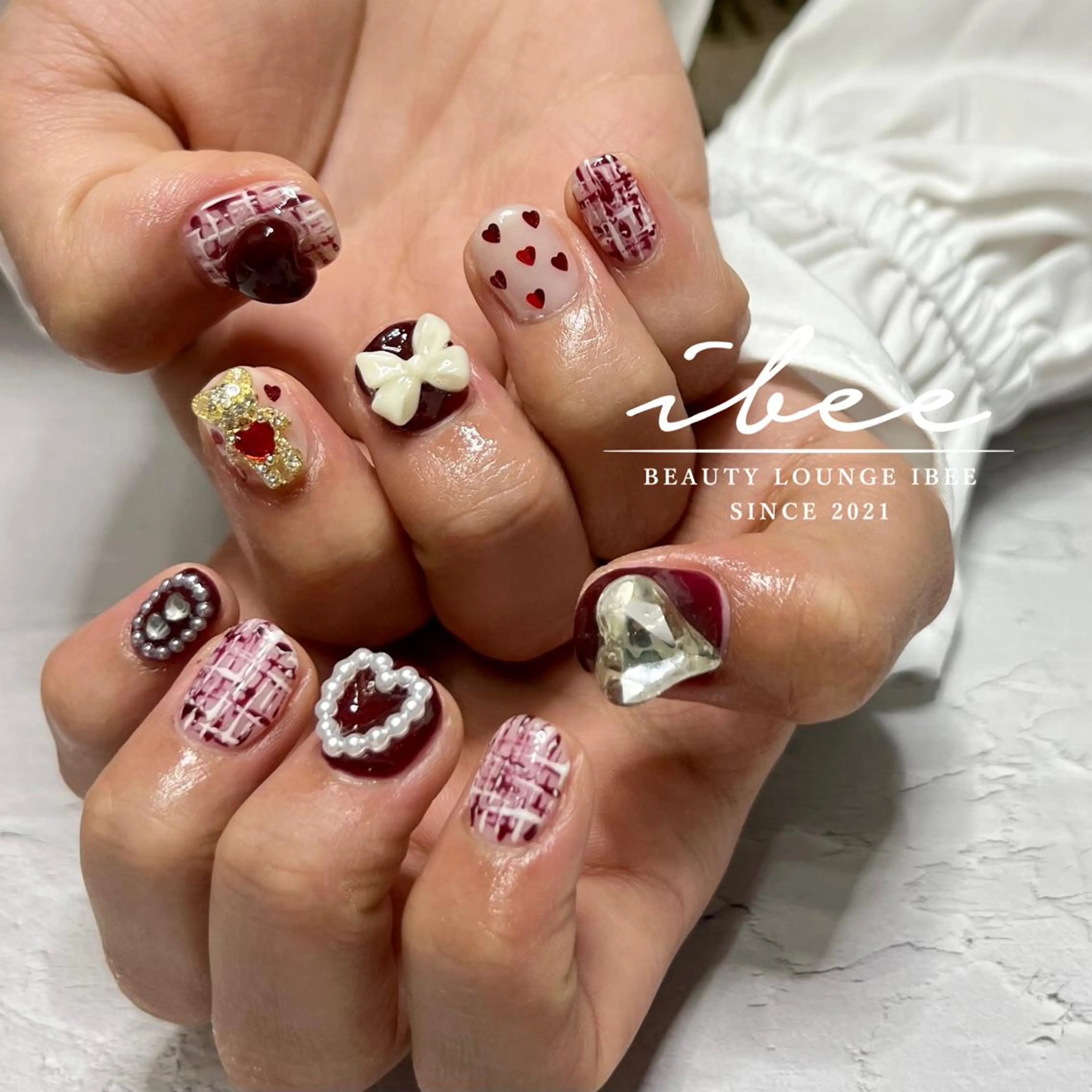 ネイル ハンドネイル ibee nail 🤍yumiのネイルデザイン