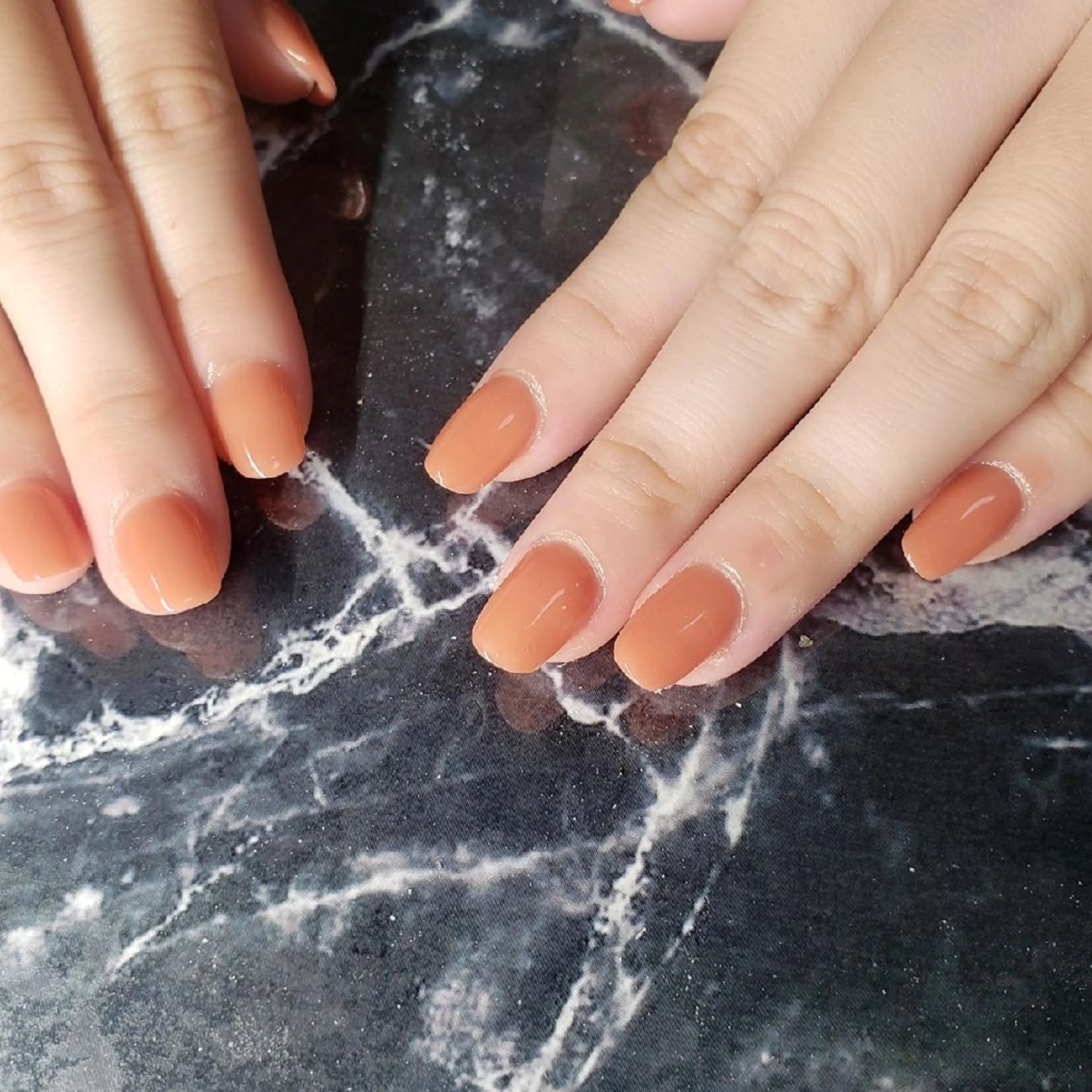 ショート ネイル ショートヘア スカルプネイル ショートネイル ハンドネイル クロキ 。のネイルデザイン