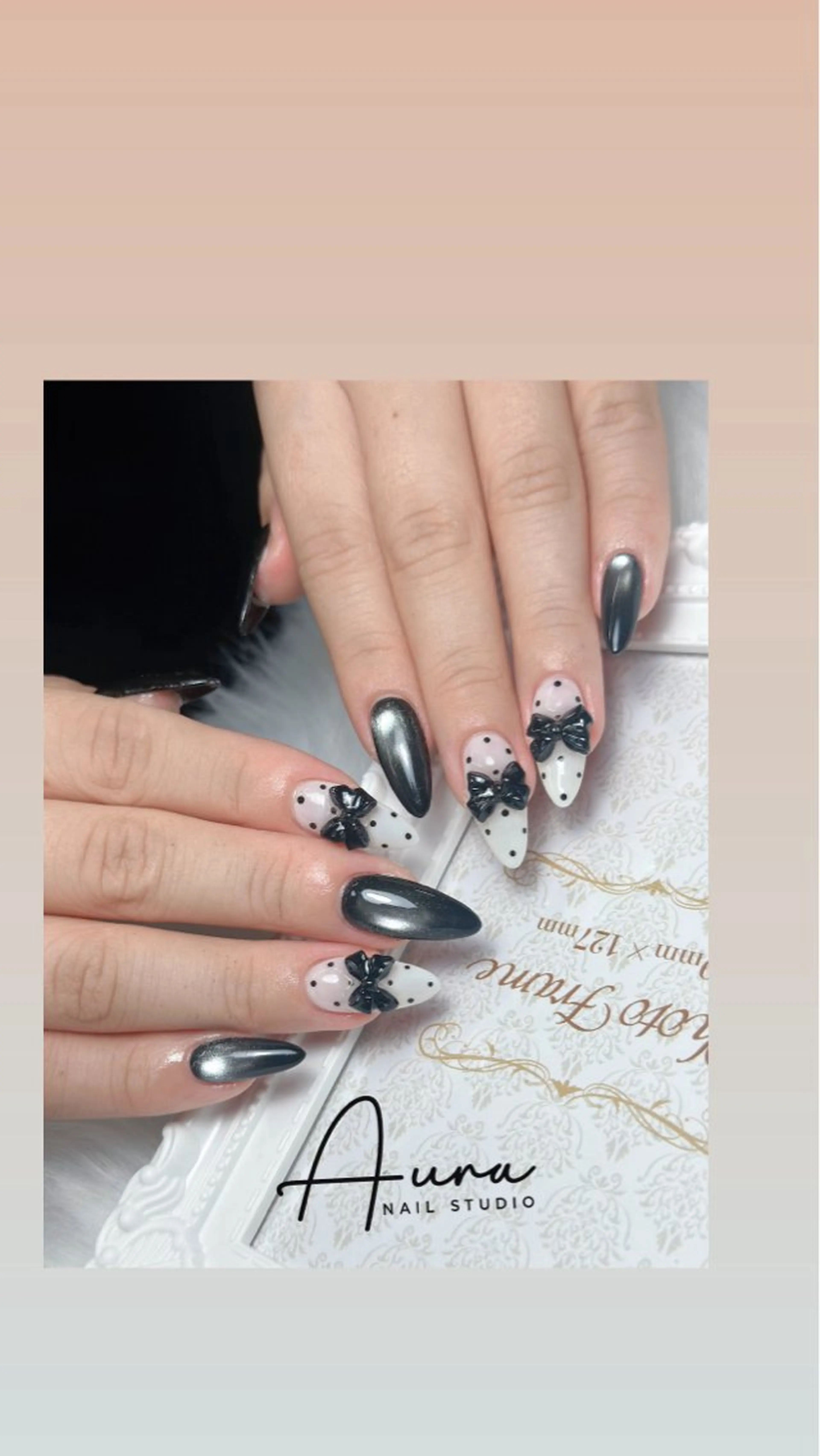 ネイル Aura Nail Hinaのネイルデザイン