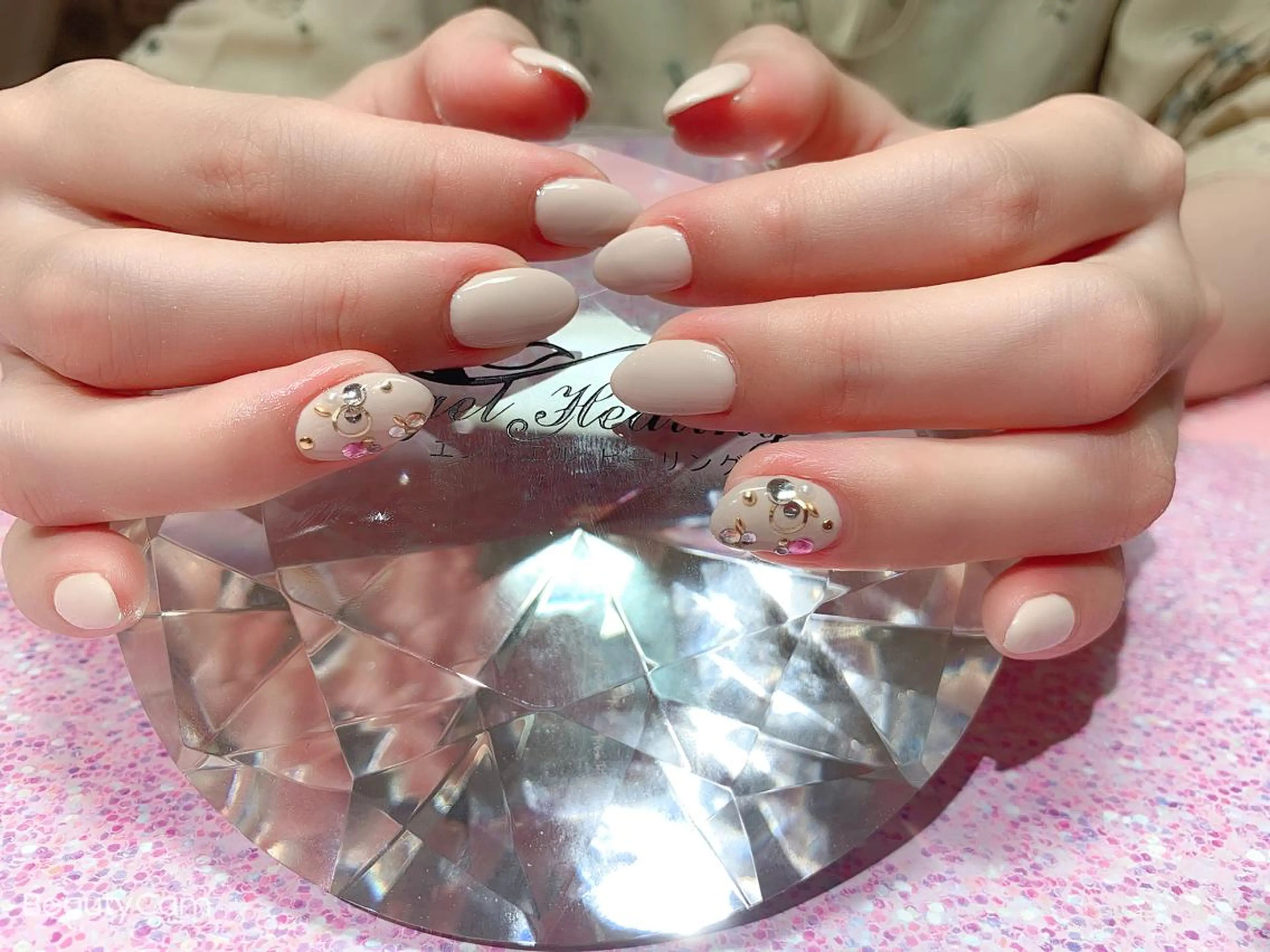 ネイル エンジェル ヒーリング 矢場町店のネイルデザイン