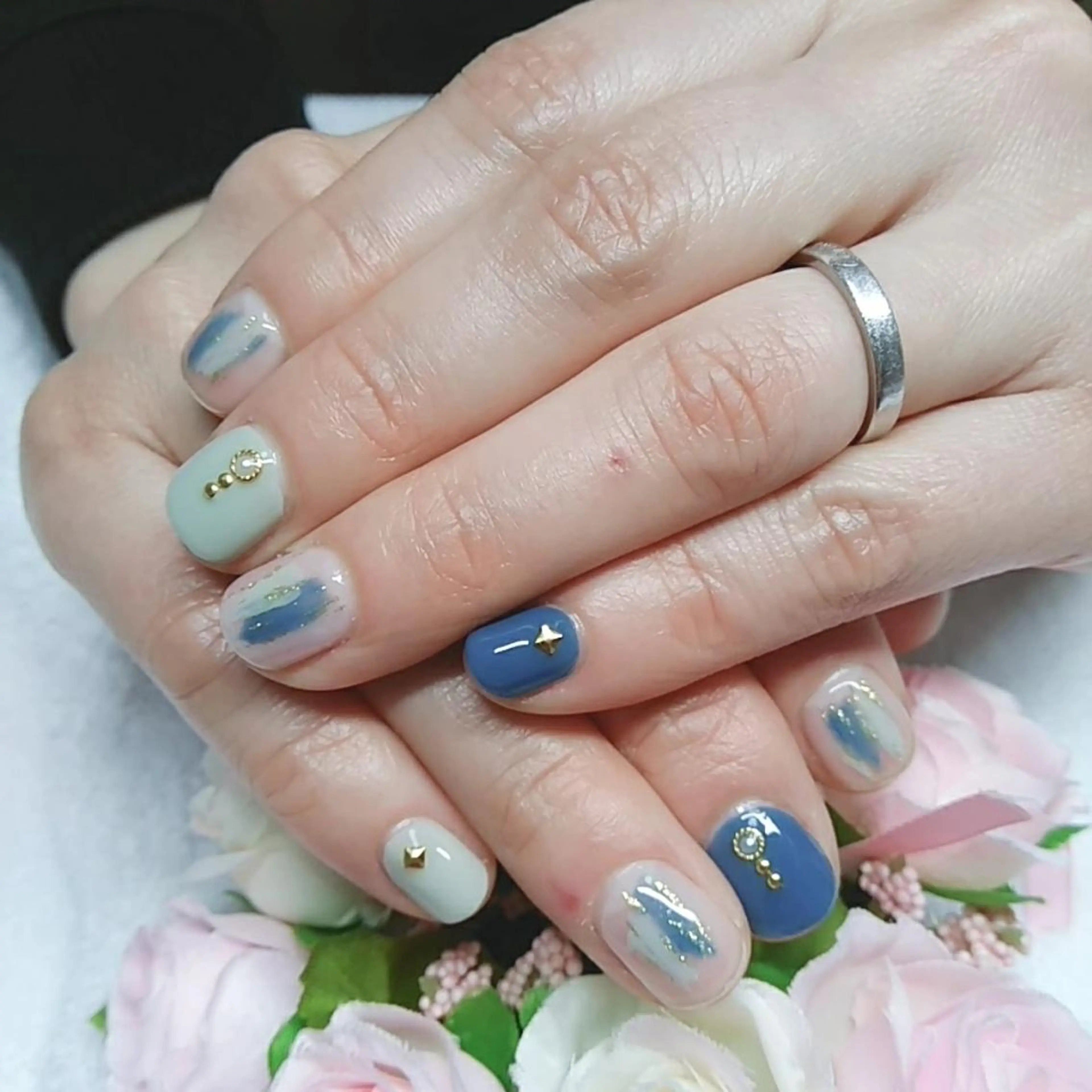 ネイル 柴崎 美幸のネイルデザイン