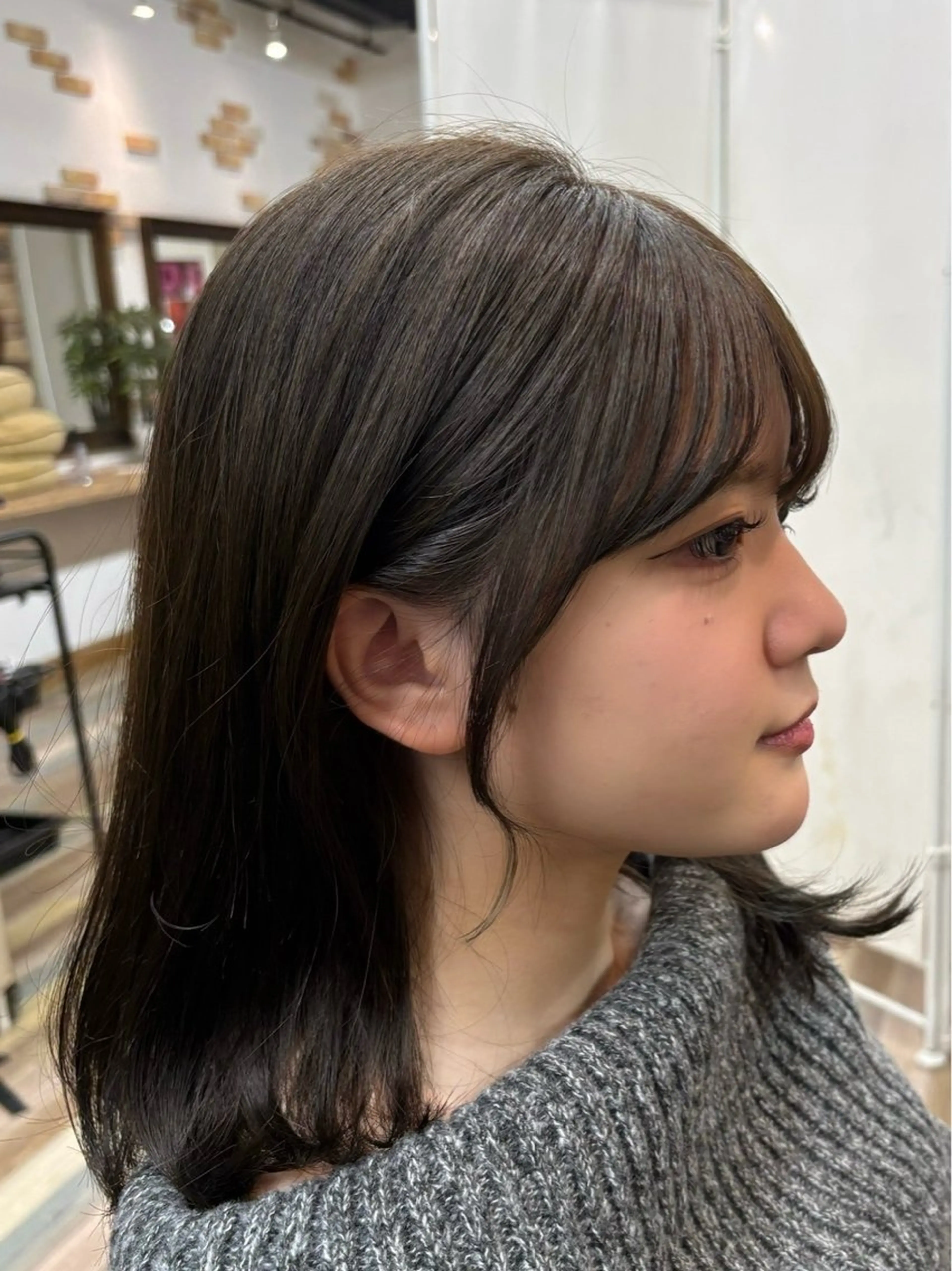 one color ➕前髪 顔周りcut🍒🤍の写真