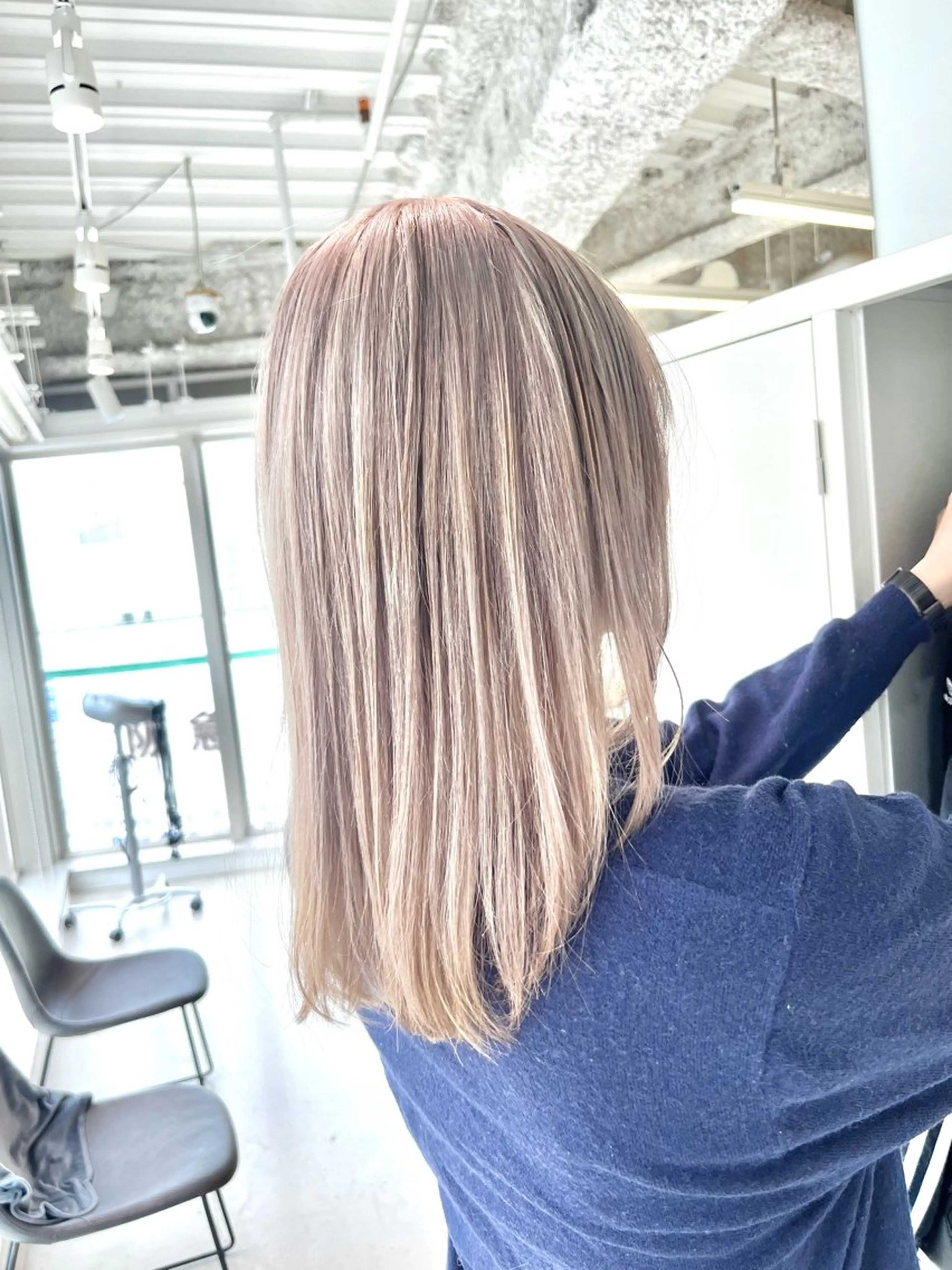 ミディアム ヘアカラー トリートメント 📍欧米風/ﾃﾞ ｻﾞｲﾝNO.1/雅のヘアスタイル