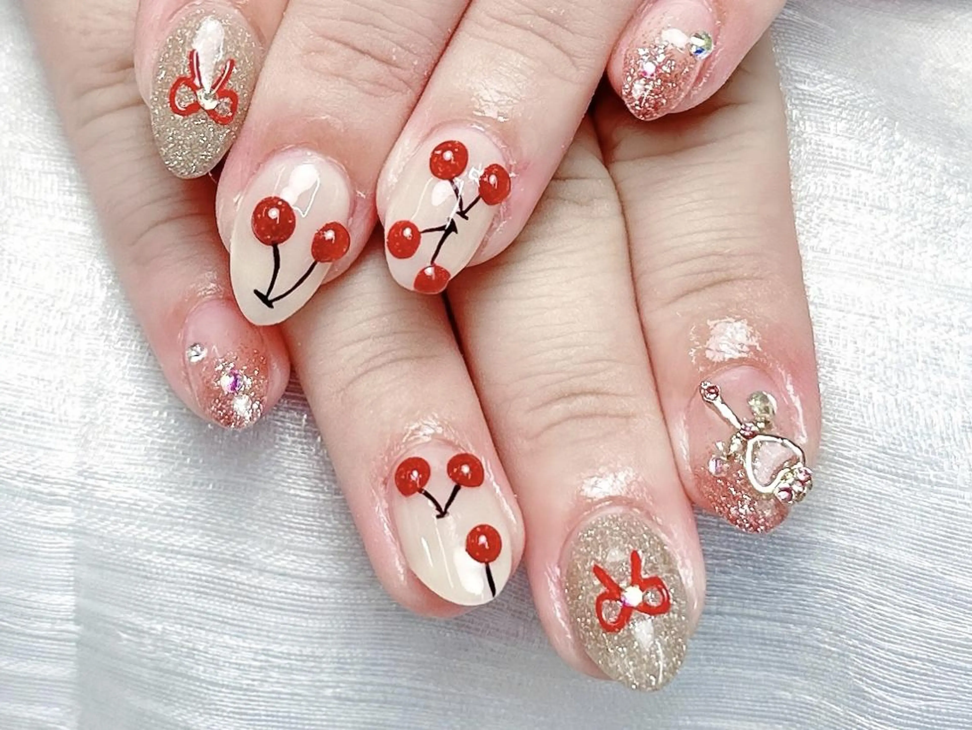 ネイル 定額デザインネイル queenのネイルデザイン