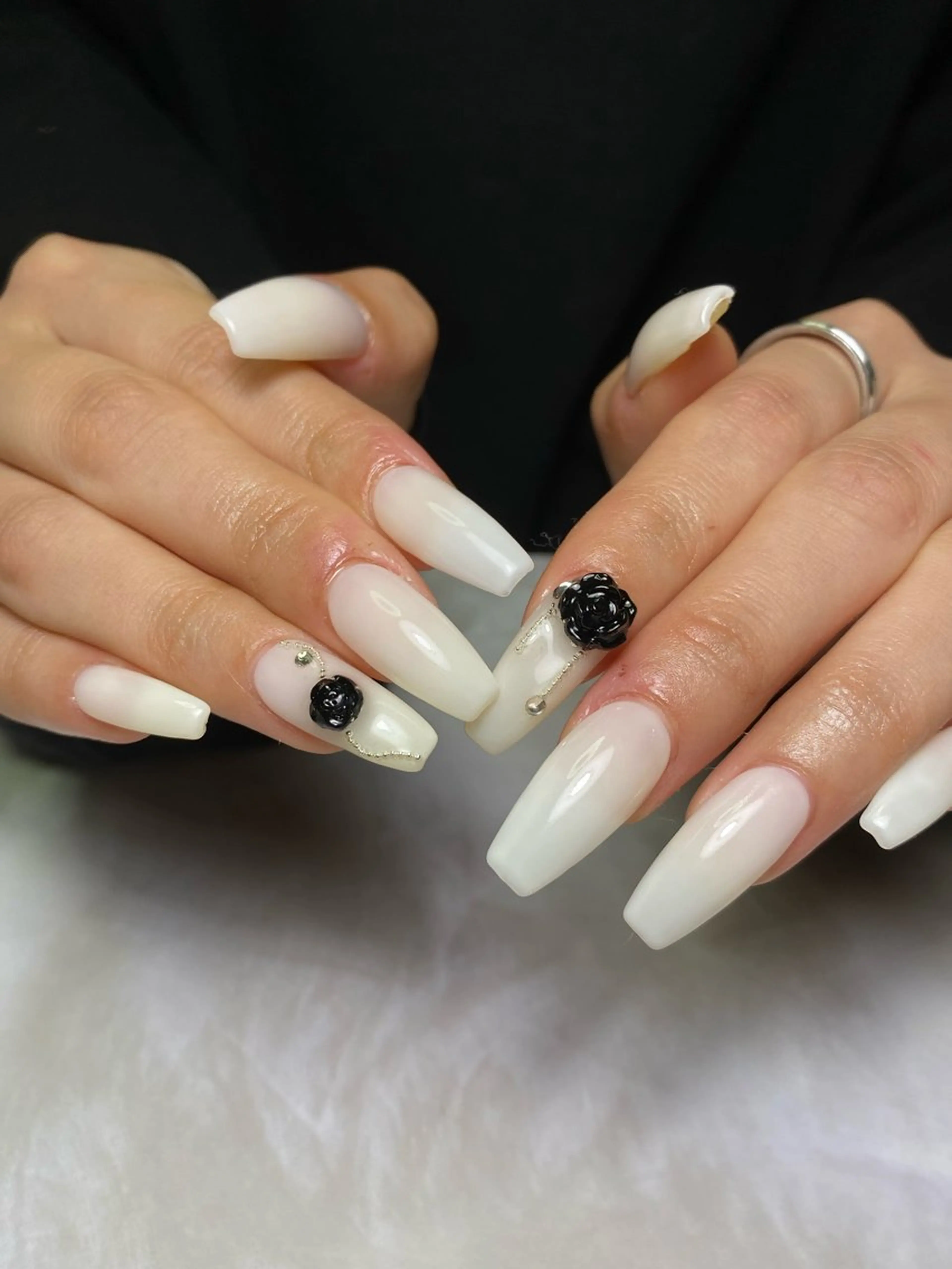 simple design🎧の写真