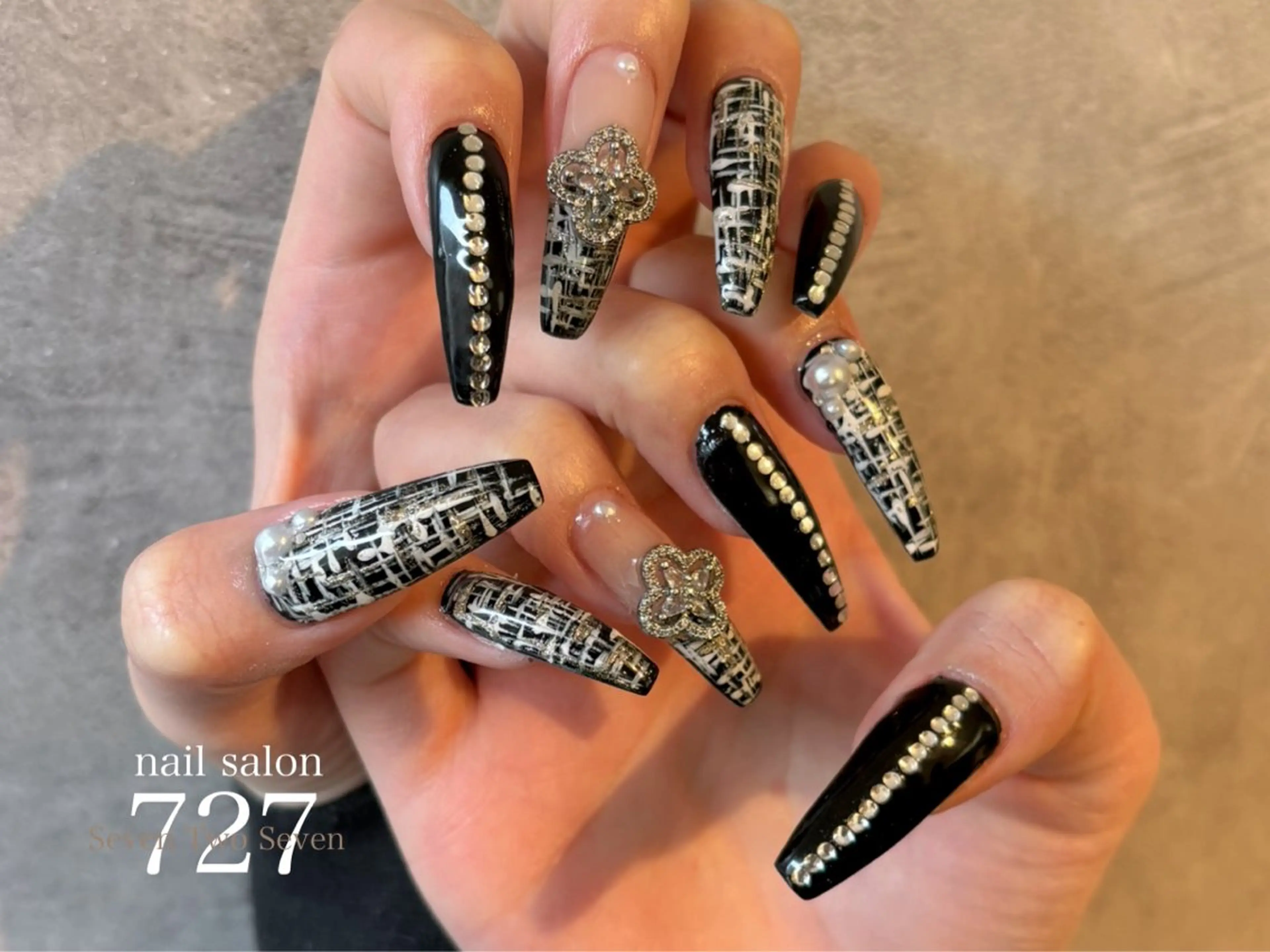 ネイル ハンドネイル 727 nailのネイルデザイン