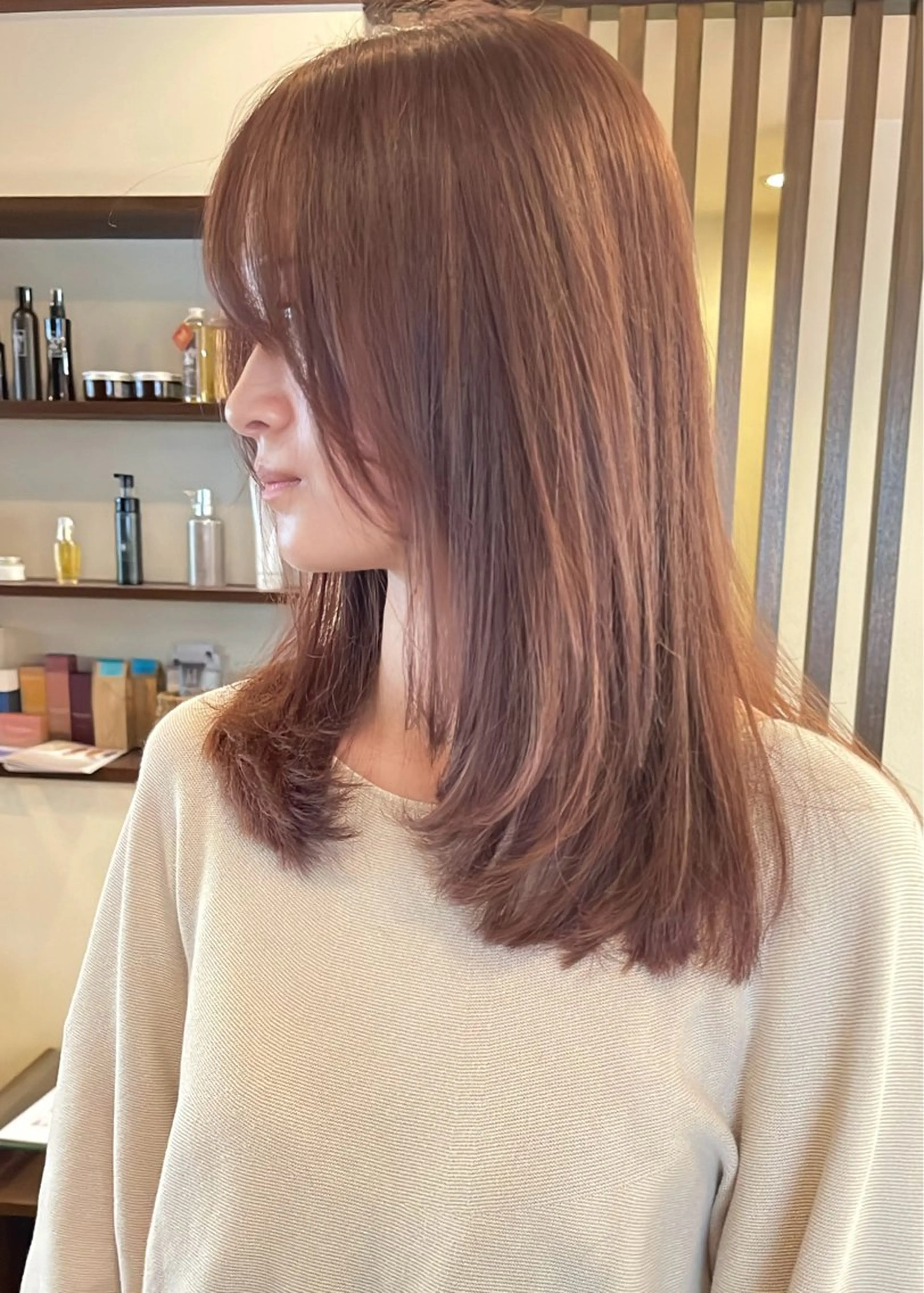 セミロング カラー ブラウンカラー カット ヘアカラー トリートメント 髪質改善ｶﾗｰ ｹｱﾌﾞﾘｰﾁ/ﾀﾑのヘアスタイル