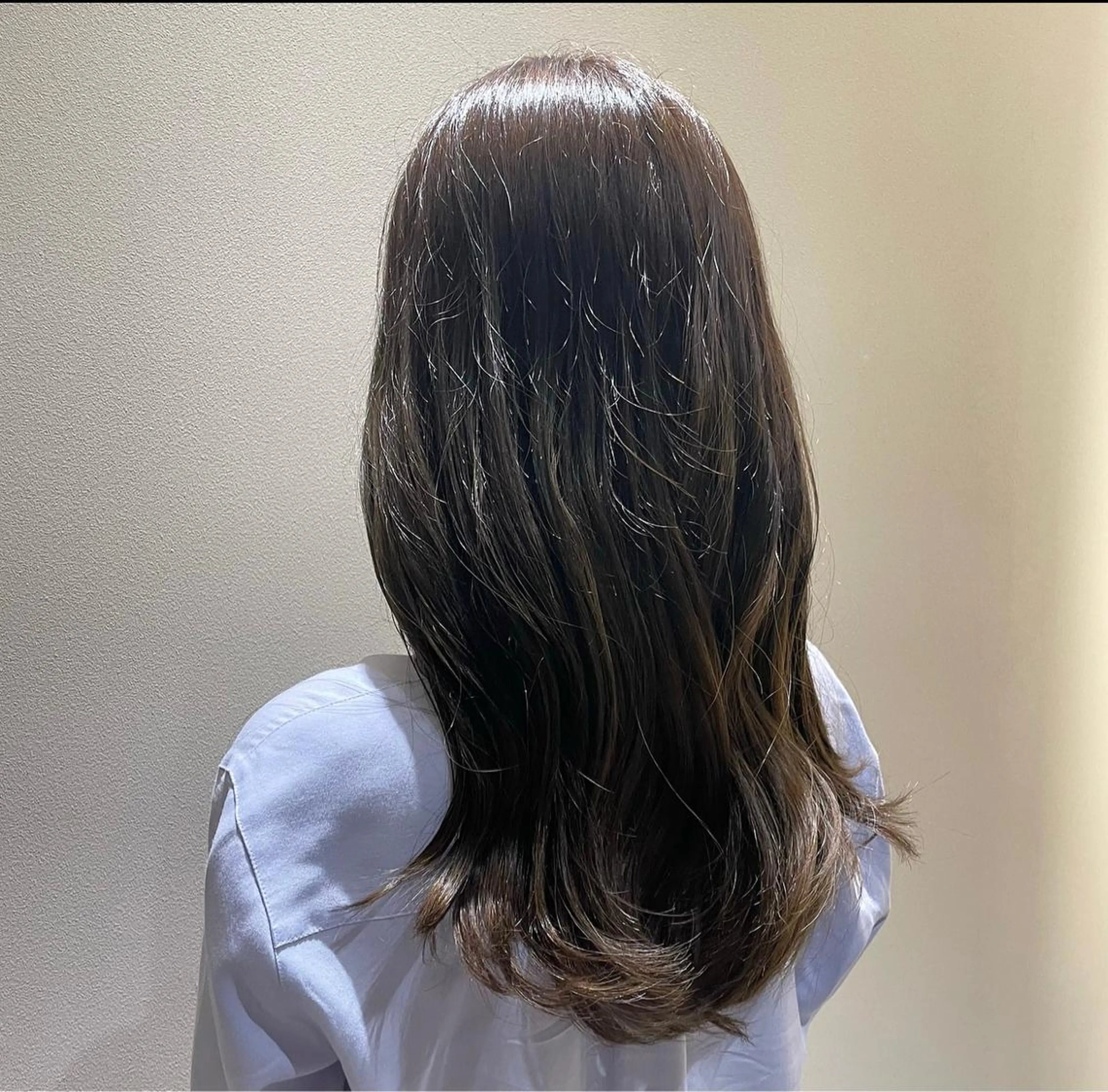 ロング カラー ベージュカラー オリーブベージュ 骨格診断/似合わせ カットあさみななこのヘアスタイル