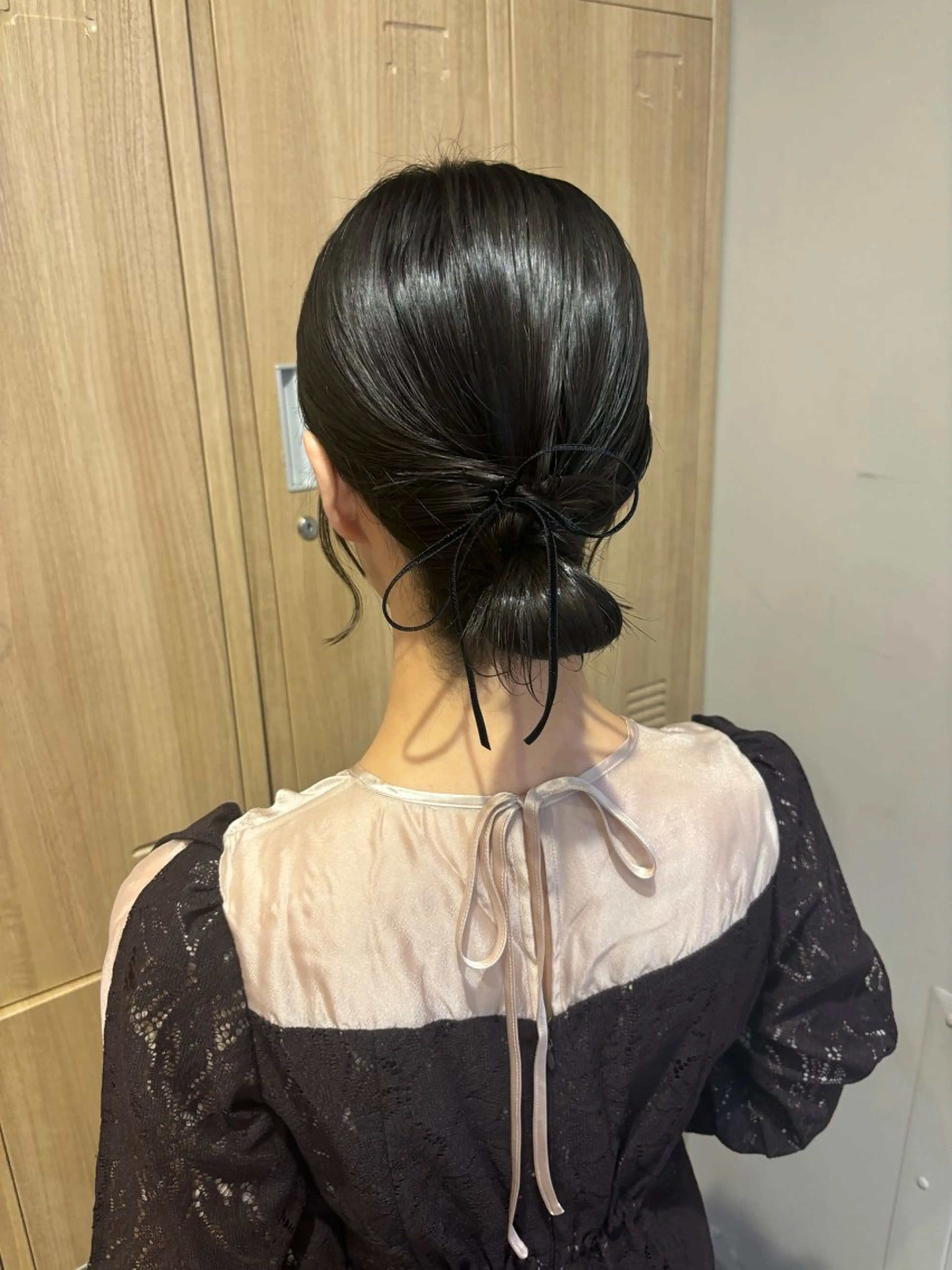 セミロング LOREN＋透明感 オリーブhirokoのヘアスタイル