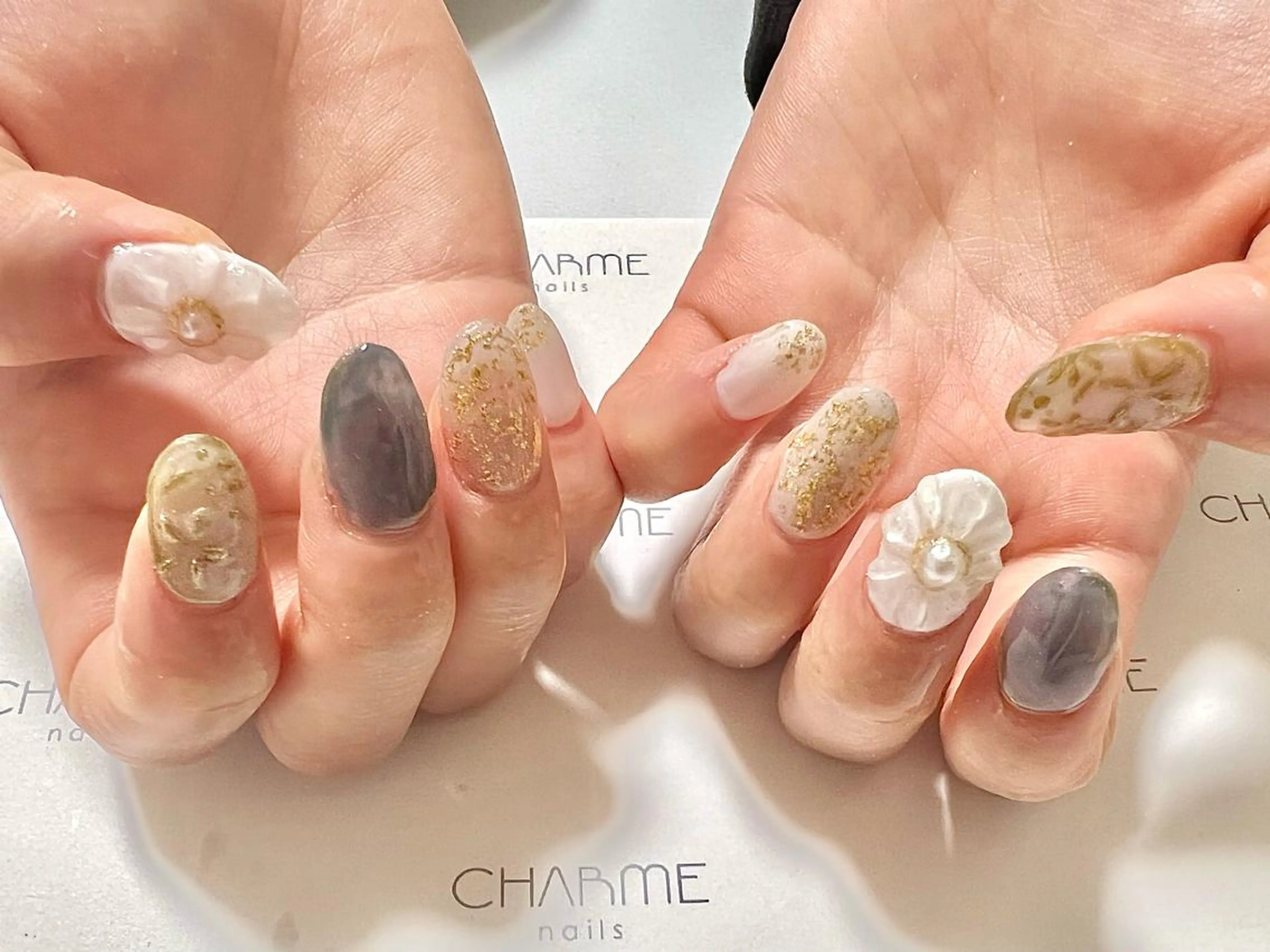 ネイル フラワーネイル ハンドネイル CHARME 🤎〔RINA〕のネイルデザイン