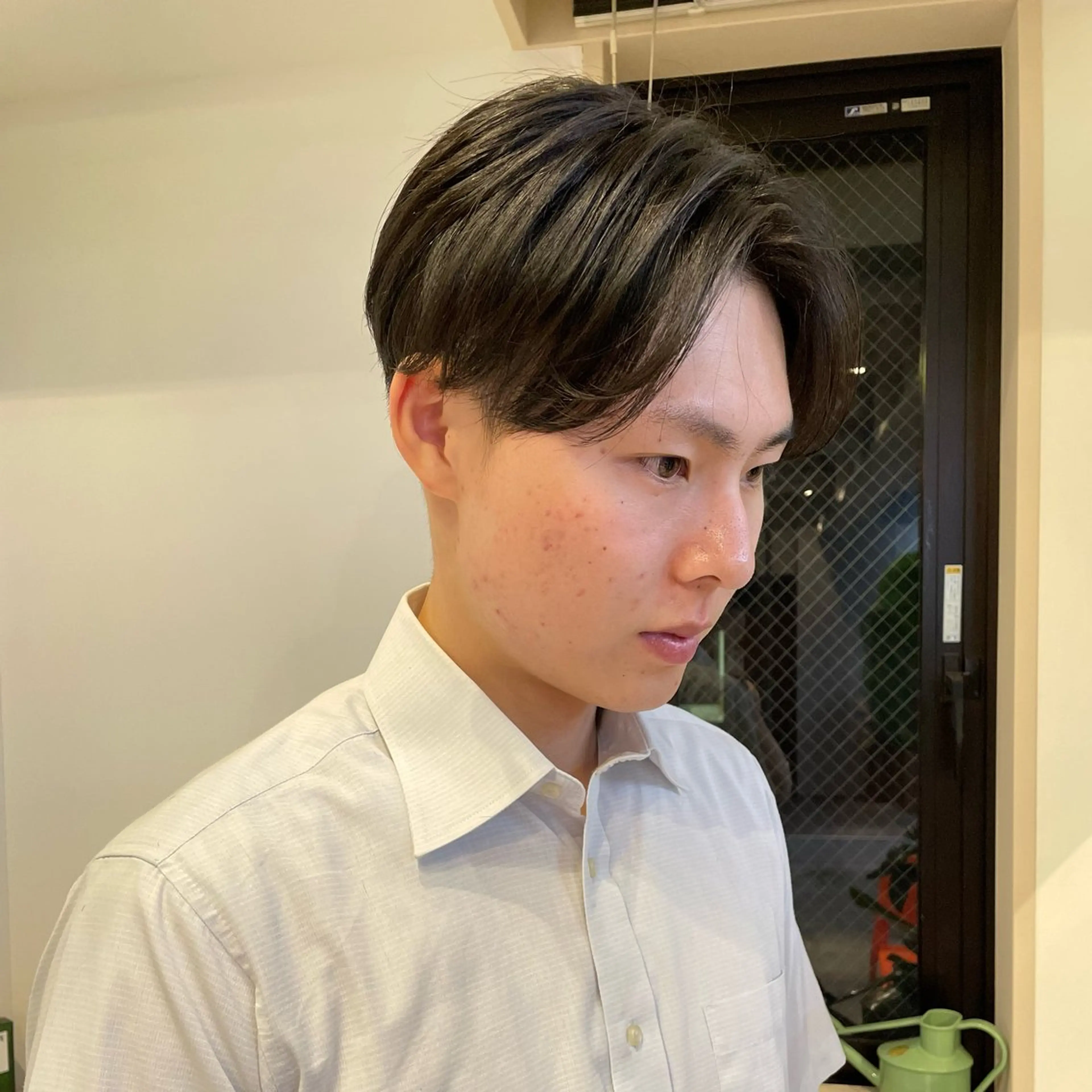 【💫3月.4月💫特別メニュー🪅】メンズカット+地毛風ストレート+トリートメントの写真