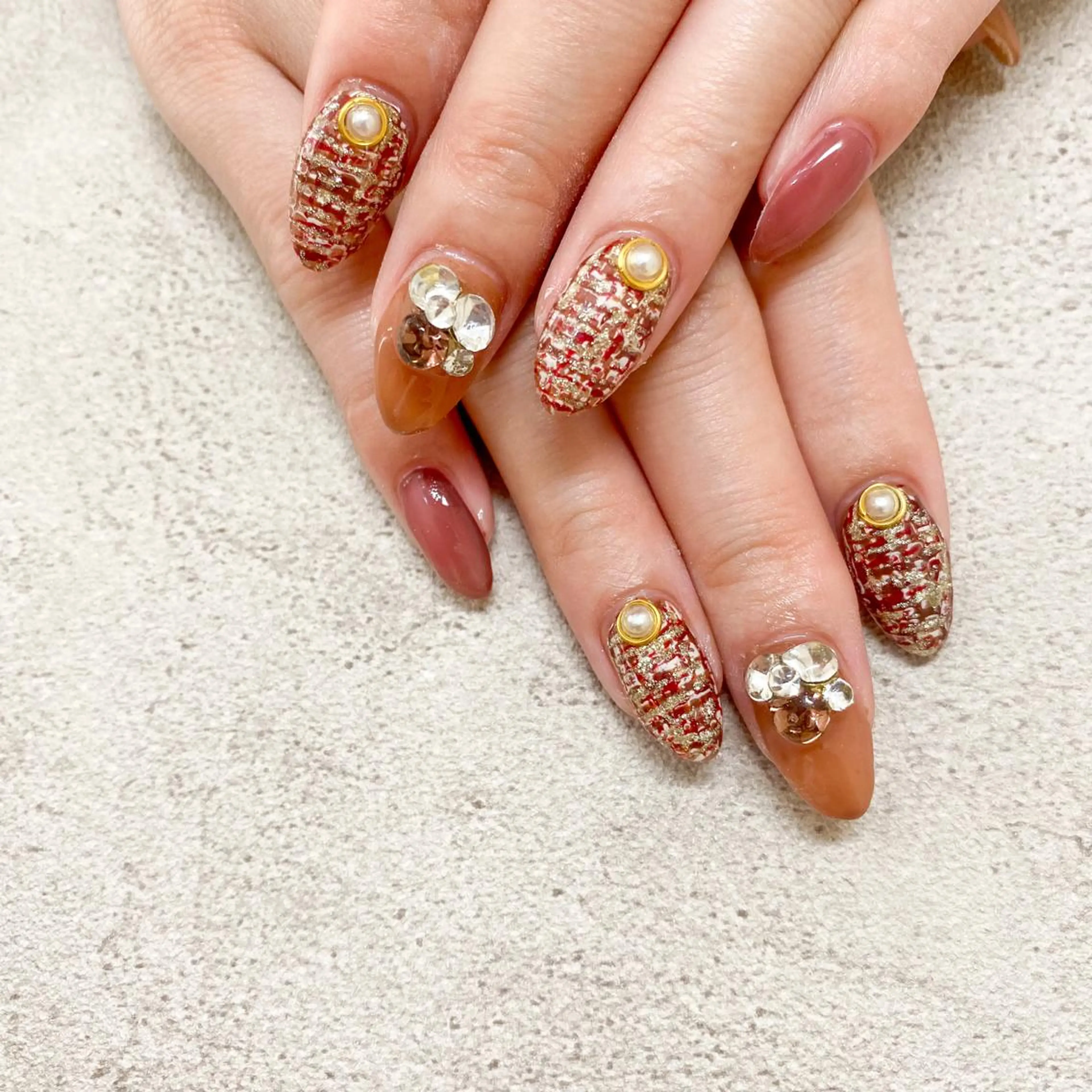 ネイル ハンドネイル ゴテゴテ💙ワンホン リオナのネイルデザイン