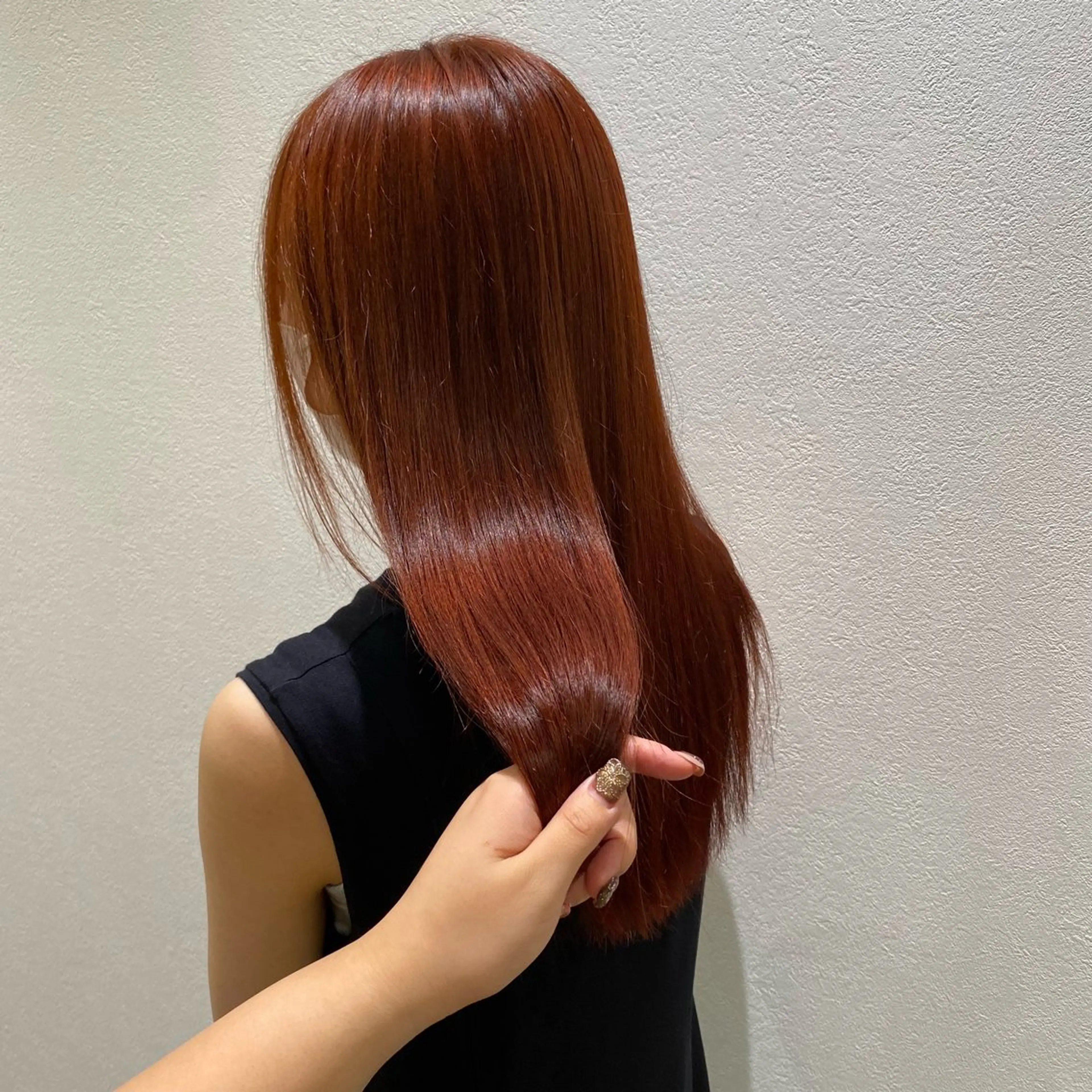 ロング カラー 藤野 凪沙のヘアスタイル