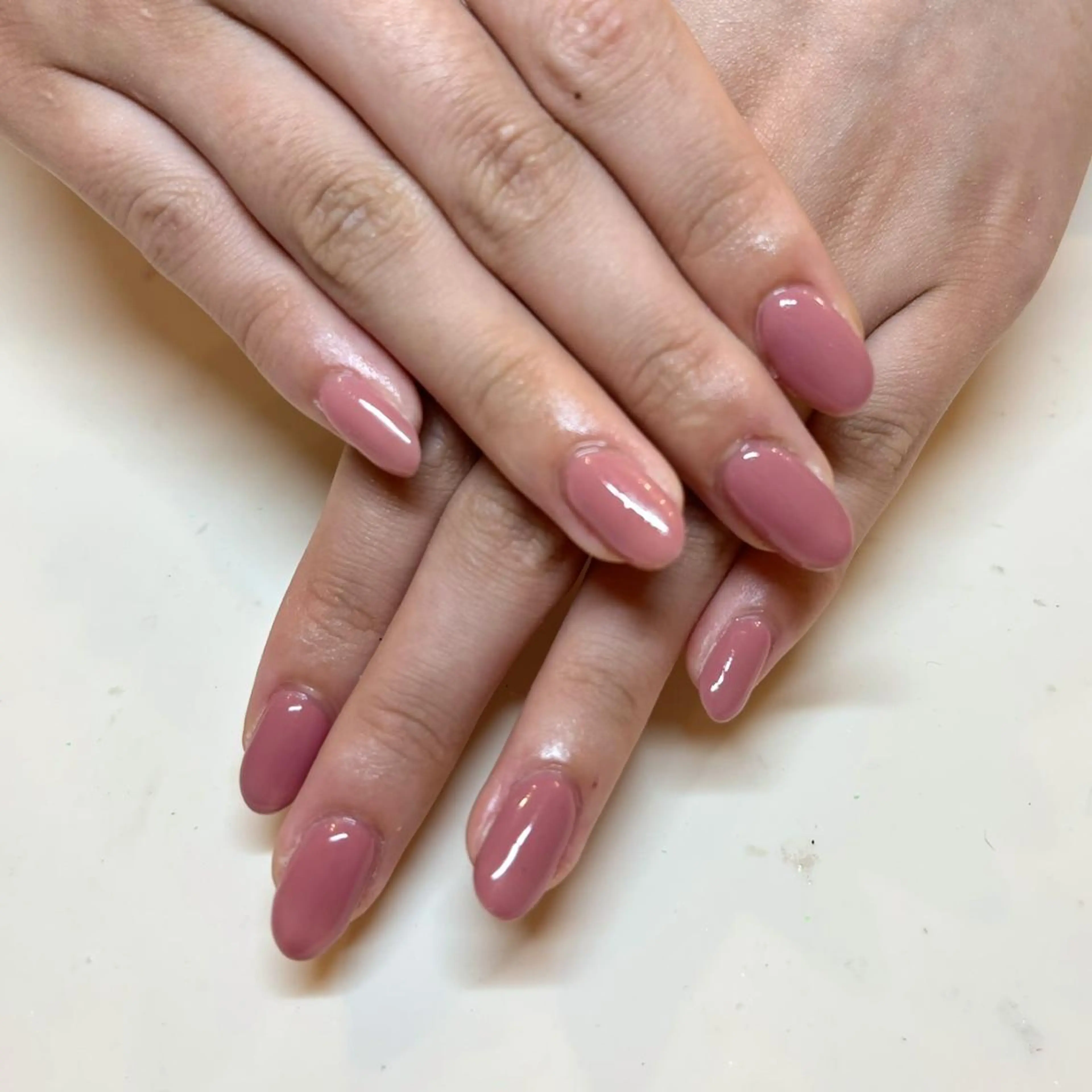 ネイル R2 予約担当のネイルデザイン