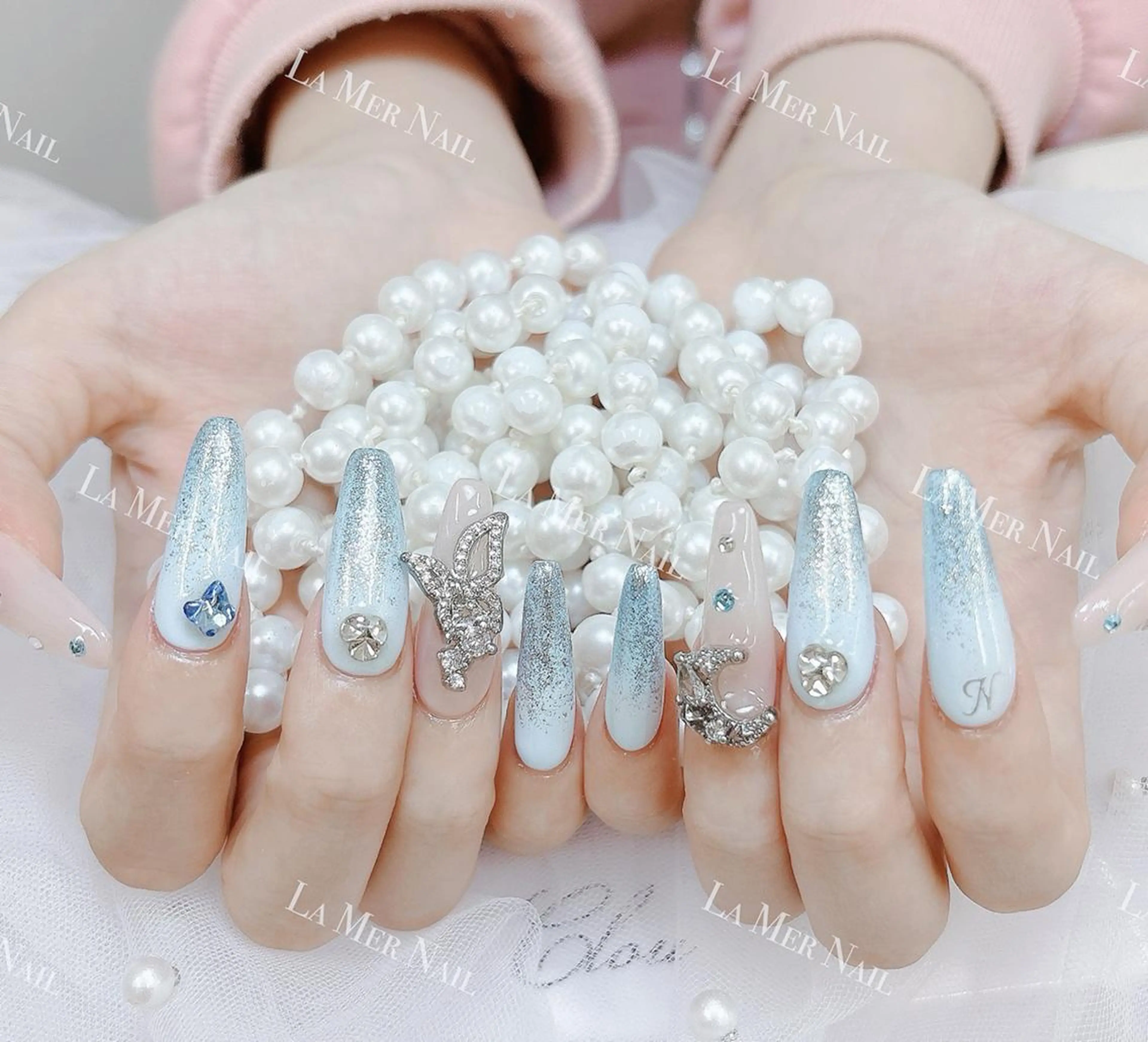 ネイル 🌻 Momoko_のネイルデザイン