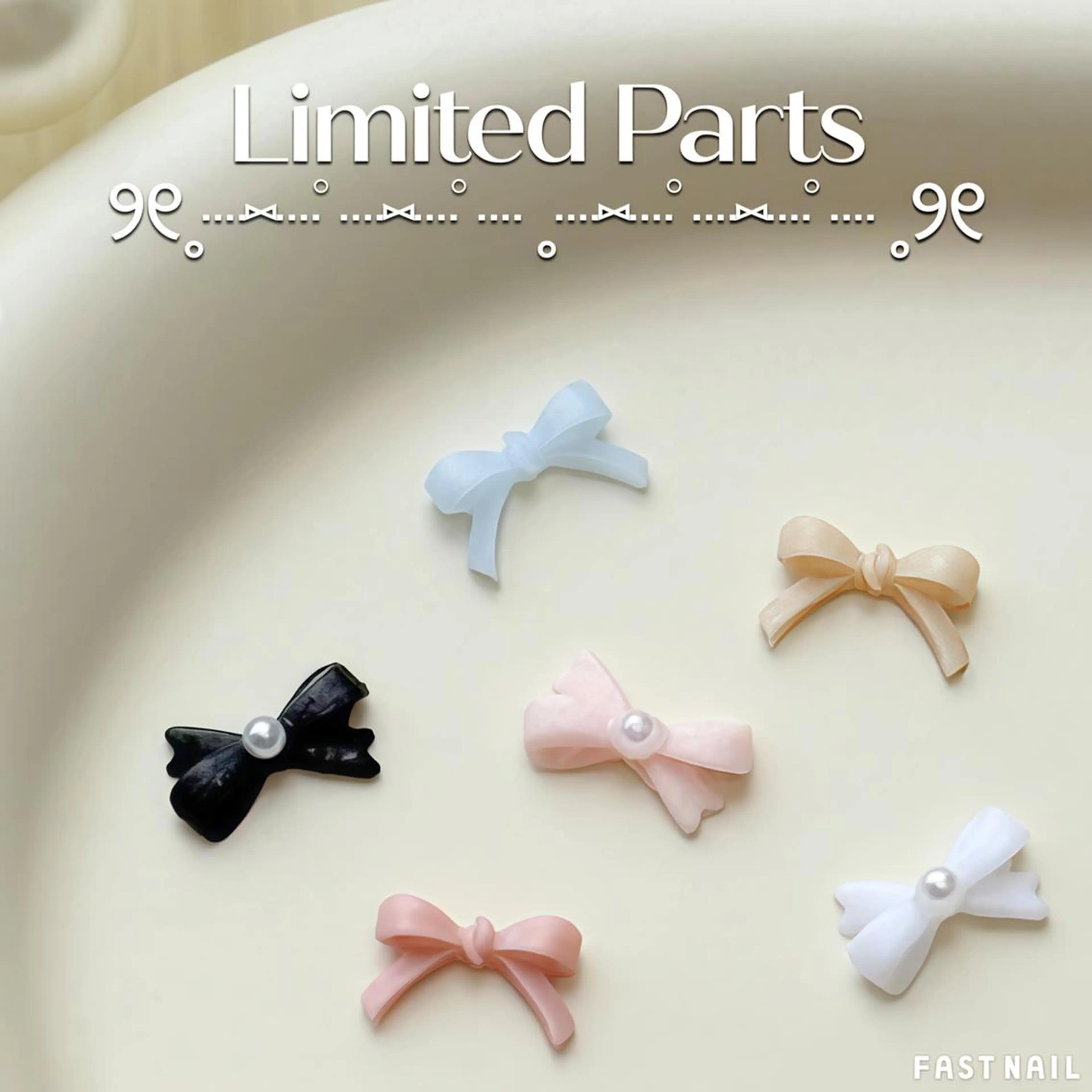 【オフ無料】選べるリボンパーツ×ワンカラー🎀✧*。 オフあり/シンプル/オフィスネイル/リボンネイル/パラジェル可の写真