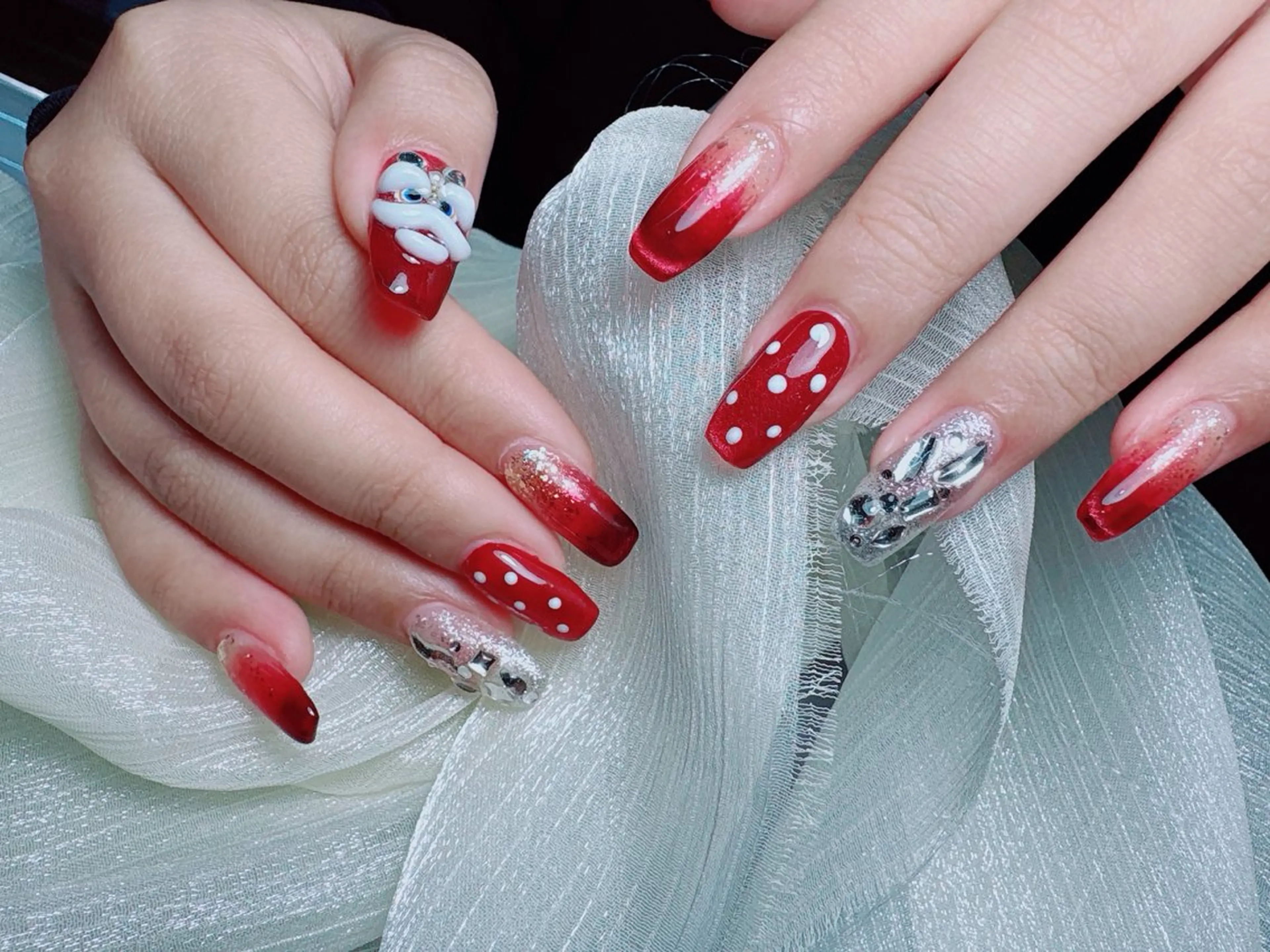 ネイル ハンドネイル Yuxi Beauty salon 【ユーシィー ビューティ サロン】所属・ユーシーネイルサロン 池田公園店のネイルデザイン