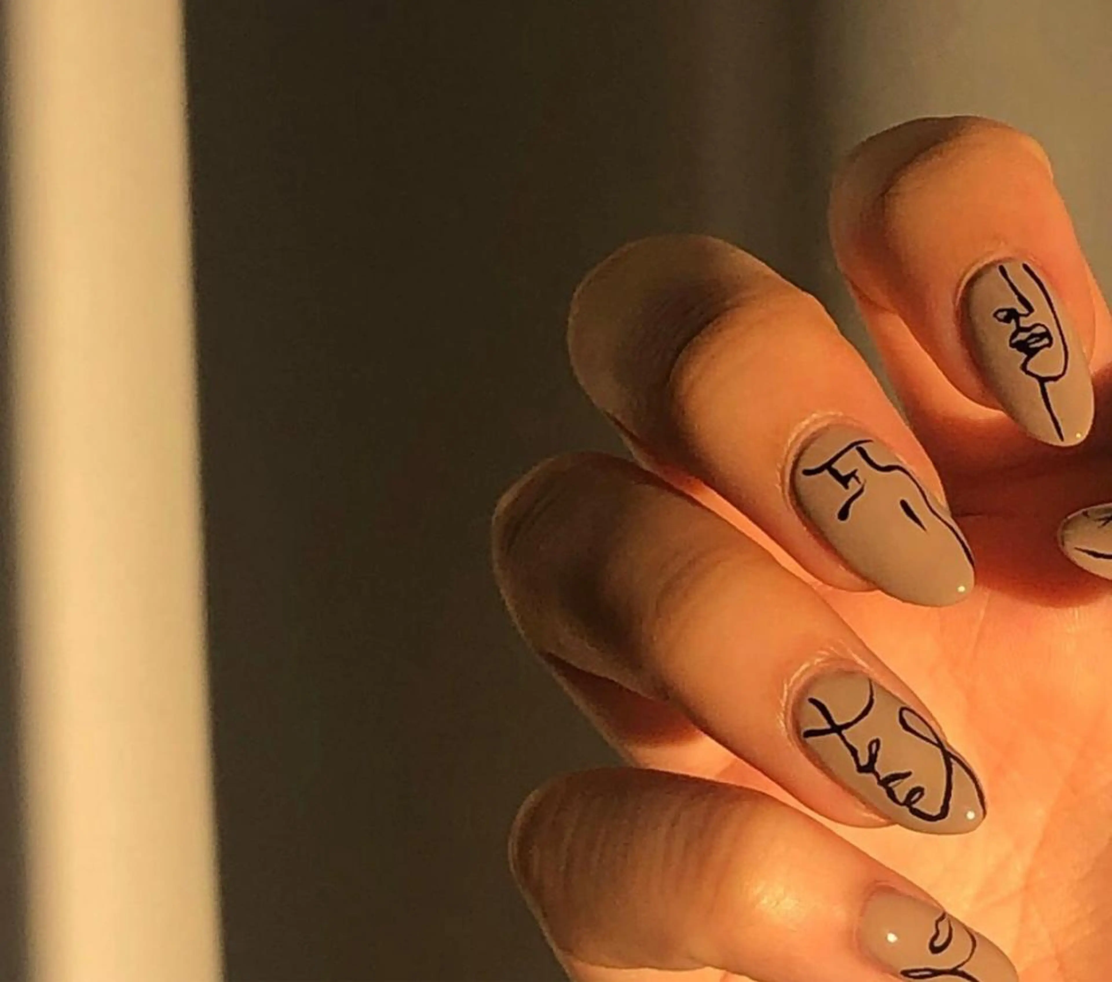 ネイル ﾐﾙﾌｨｰﾕ /Tomoeのネイルデザイン