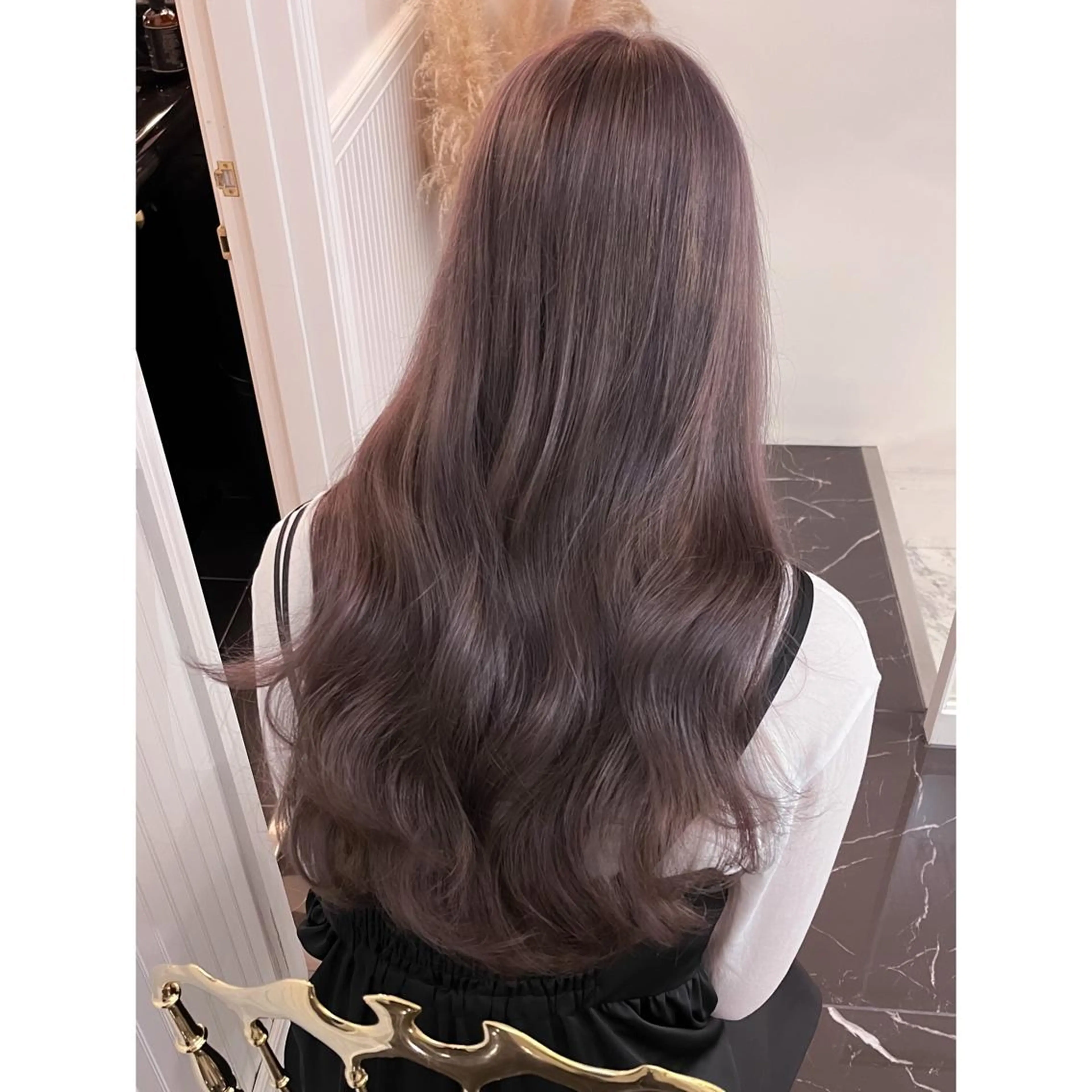 ロング カラー ブリーチ ヘアカラー LOTTA CUCCI所属・miyu /トレンド カラー×艶髪のヘアスタイル