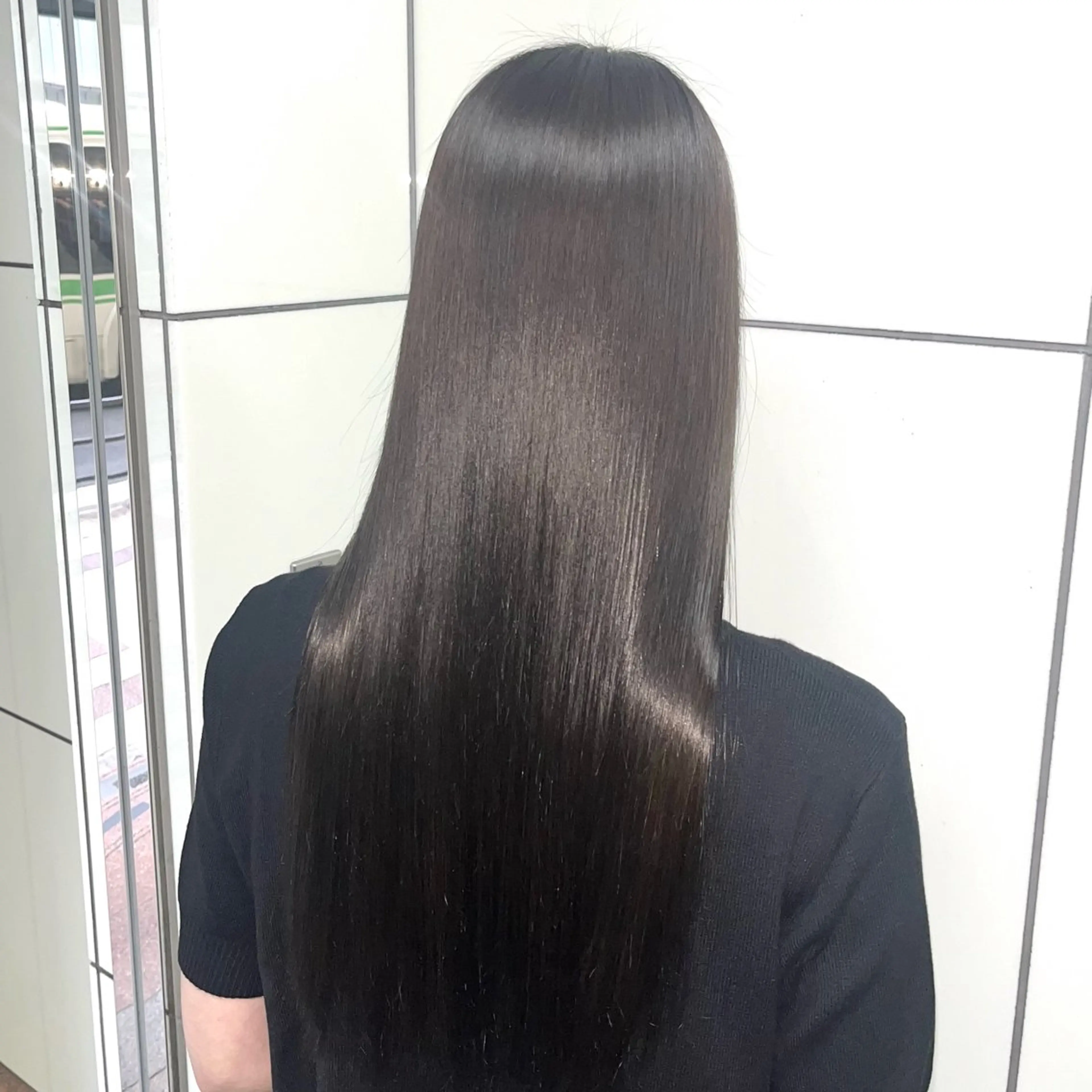 ロング カット 縮毛矯正 トリートメント 石原 悠貴のヘアスタイル