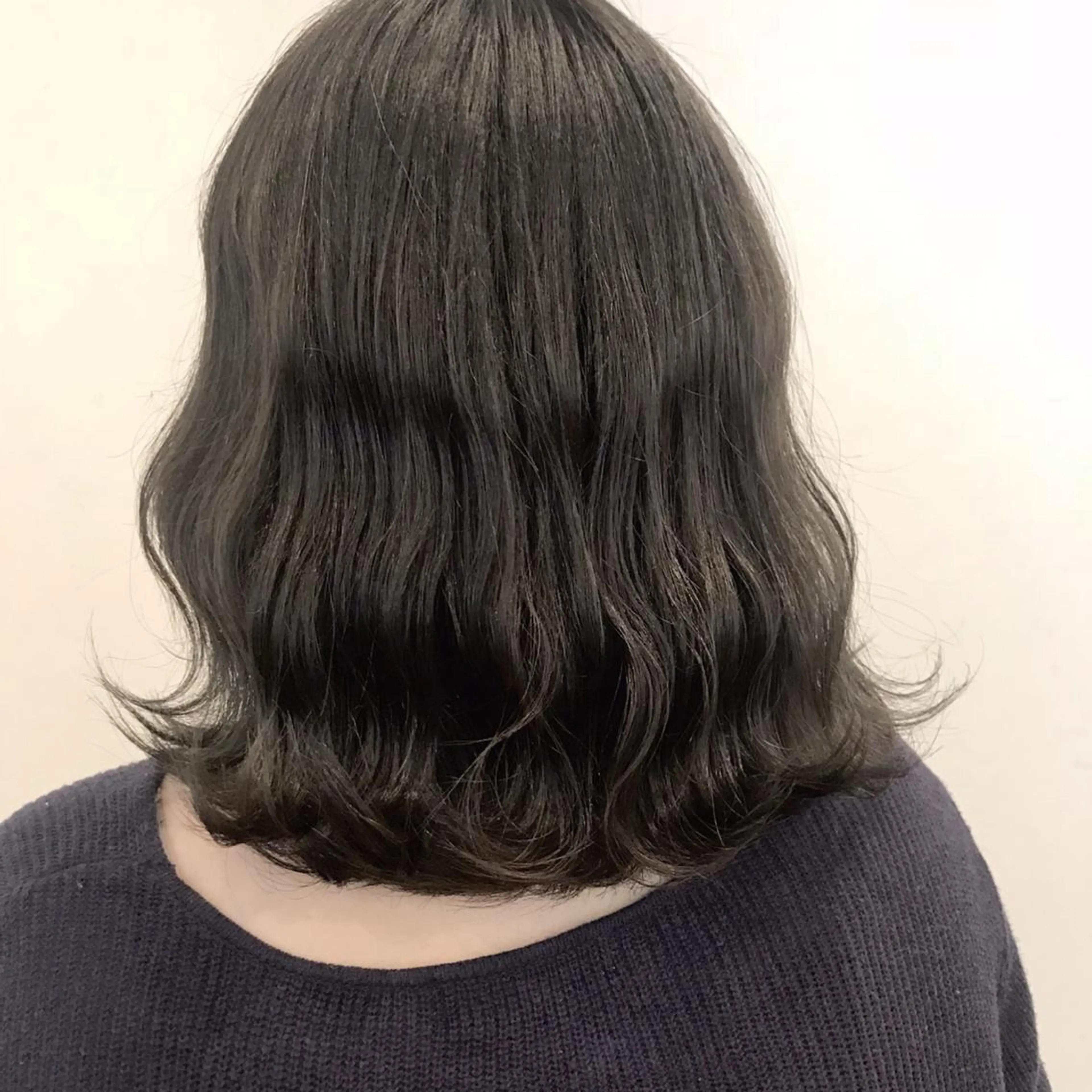 ミディアム カラー メンズ限定クーポン シェアサロン博多のヘアスタイル