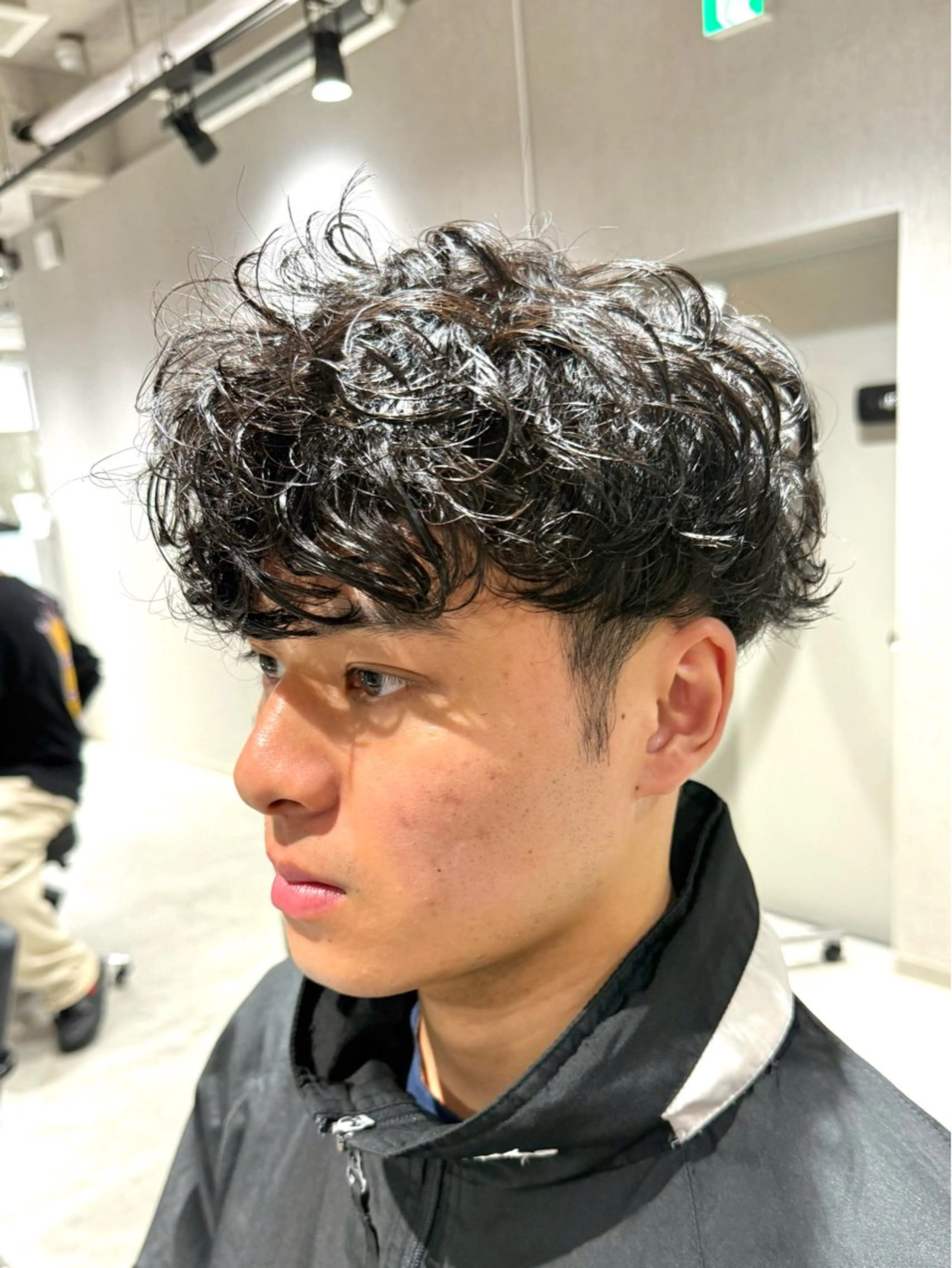 ショート パーマ メンズ スペインカール カット パーマ メンズパーマ職人 パーマ🔥ritaのヘアスタイル