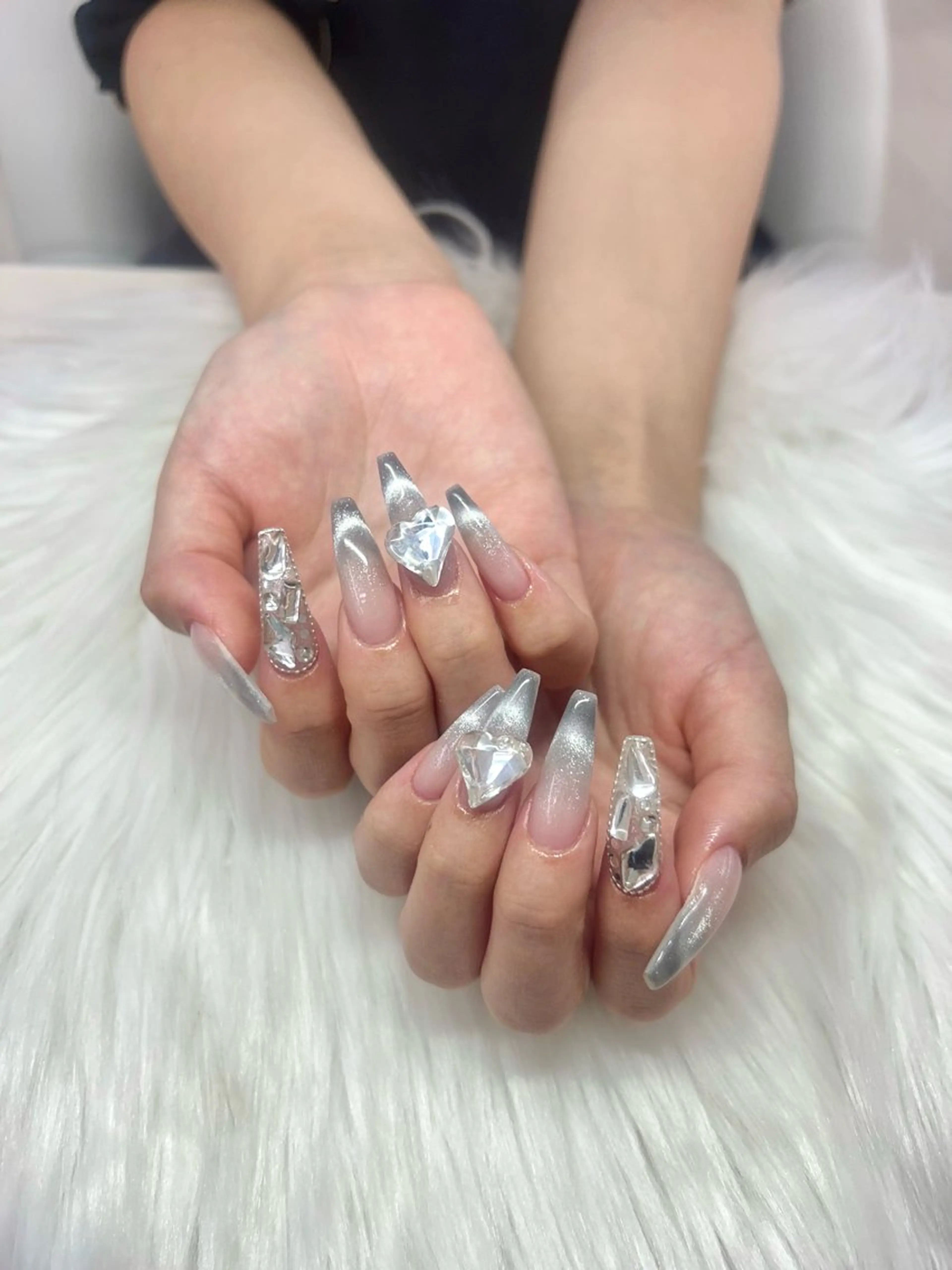 ネイル total salon Bell所属・Totalsalon Bell【嶌田彩華】のネイルデザイン