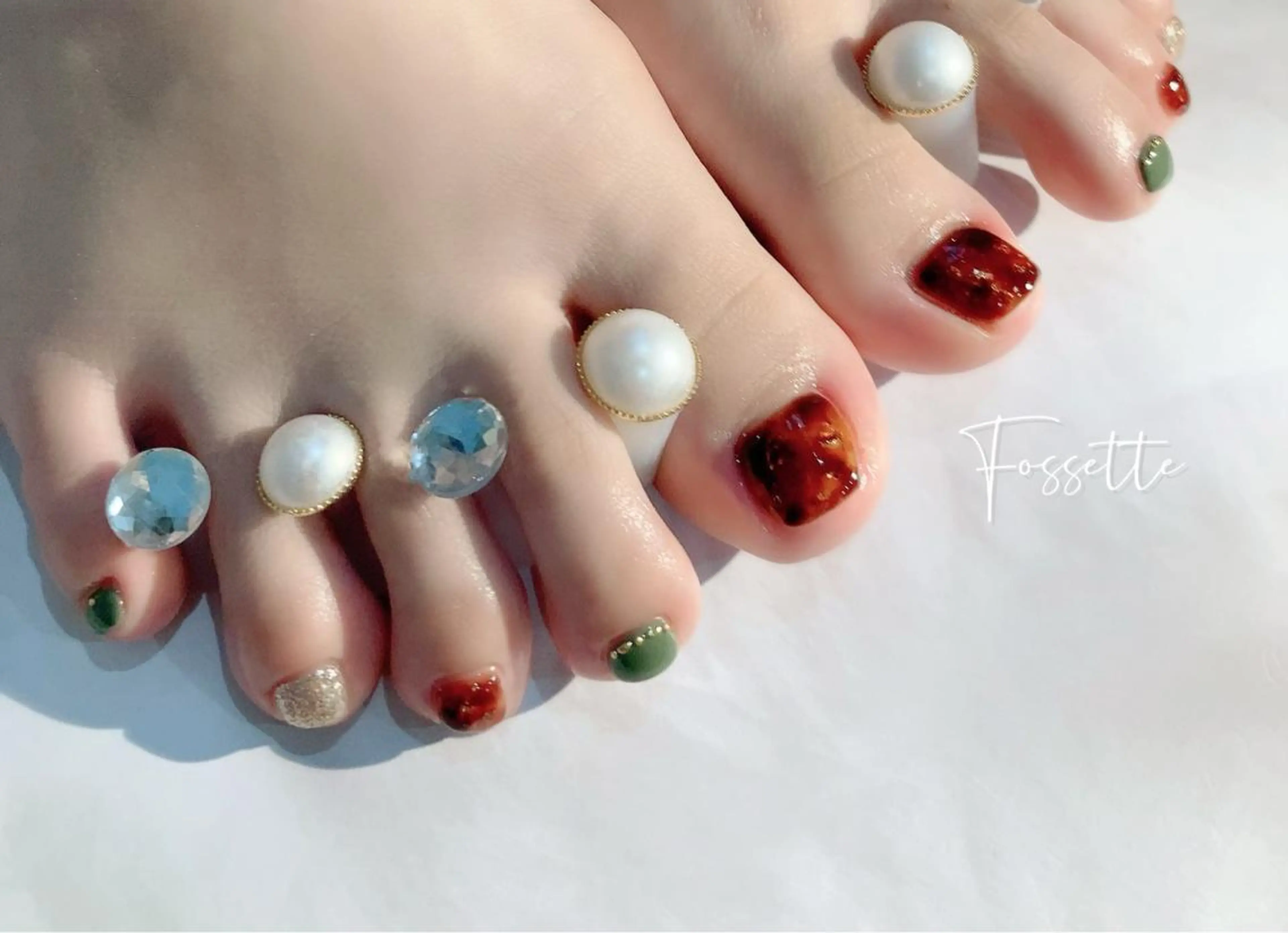 ネイル アートネイル べっ甲ネイル フットネイル ジェルネイル nailsalon Fossetteのネイルデザイン