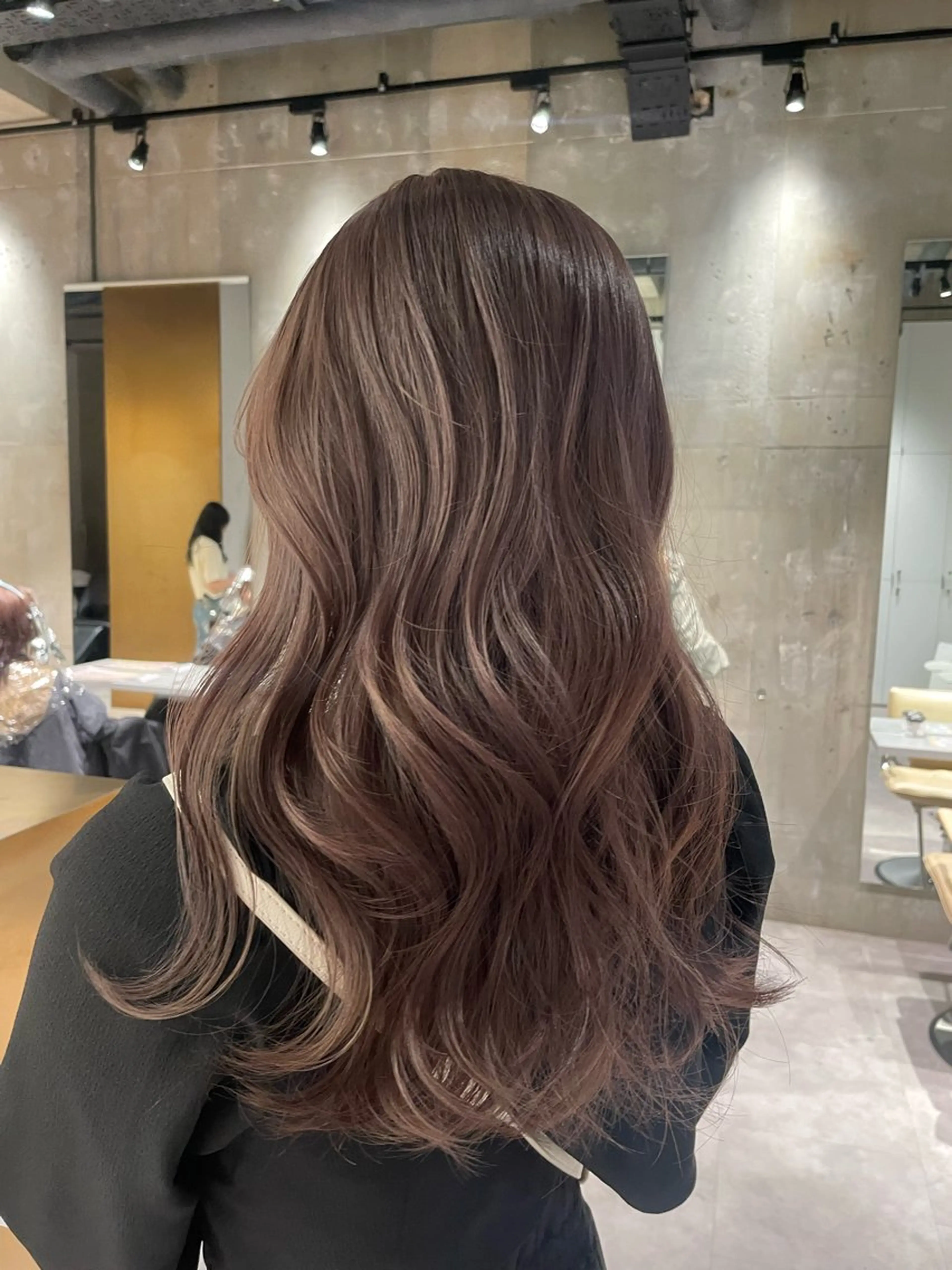 ロング カラー 美髪矯正/ハイトーン 🪸🩰ヒナコのヘアスタイル