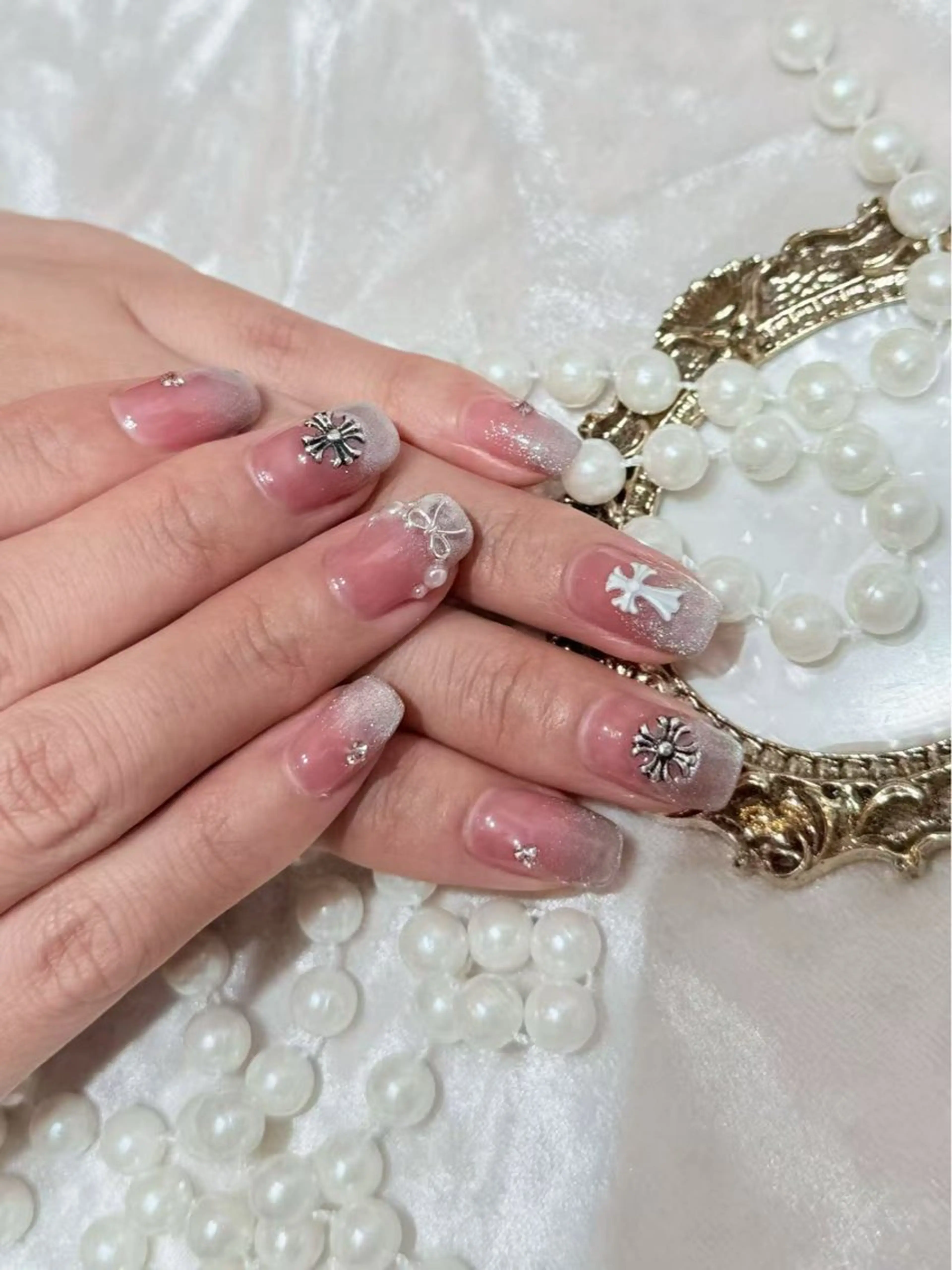 ネイル アートネイル フットネイル ジェルネイル ハート マグネットネイル Babarla　Nail　Salon所属・babarla Nailのネイルデザイン