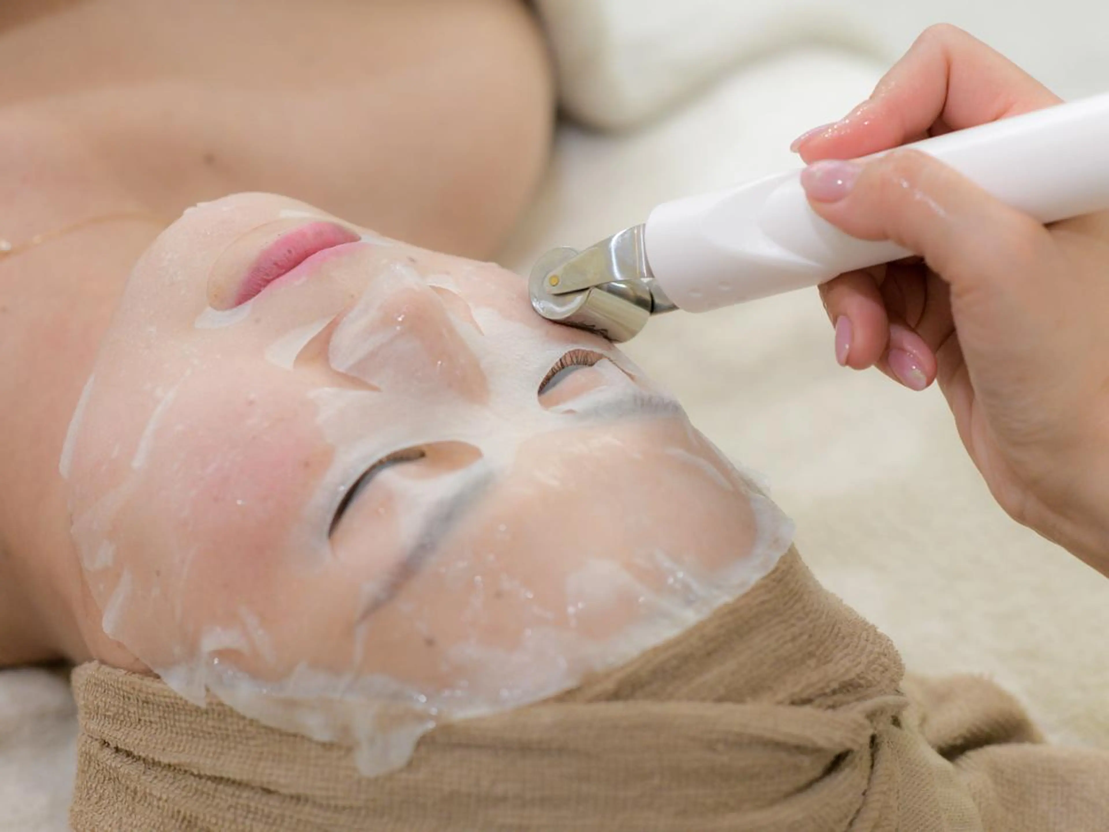 【究極のエイジング】高濃度EGF &高濃度ヒト幹細胞培養液導入の写真