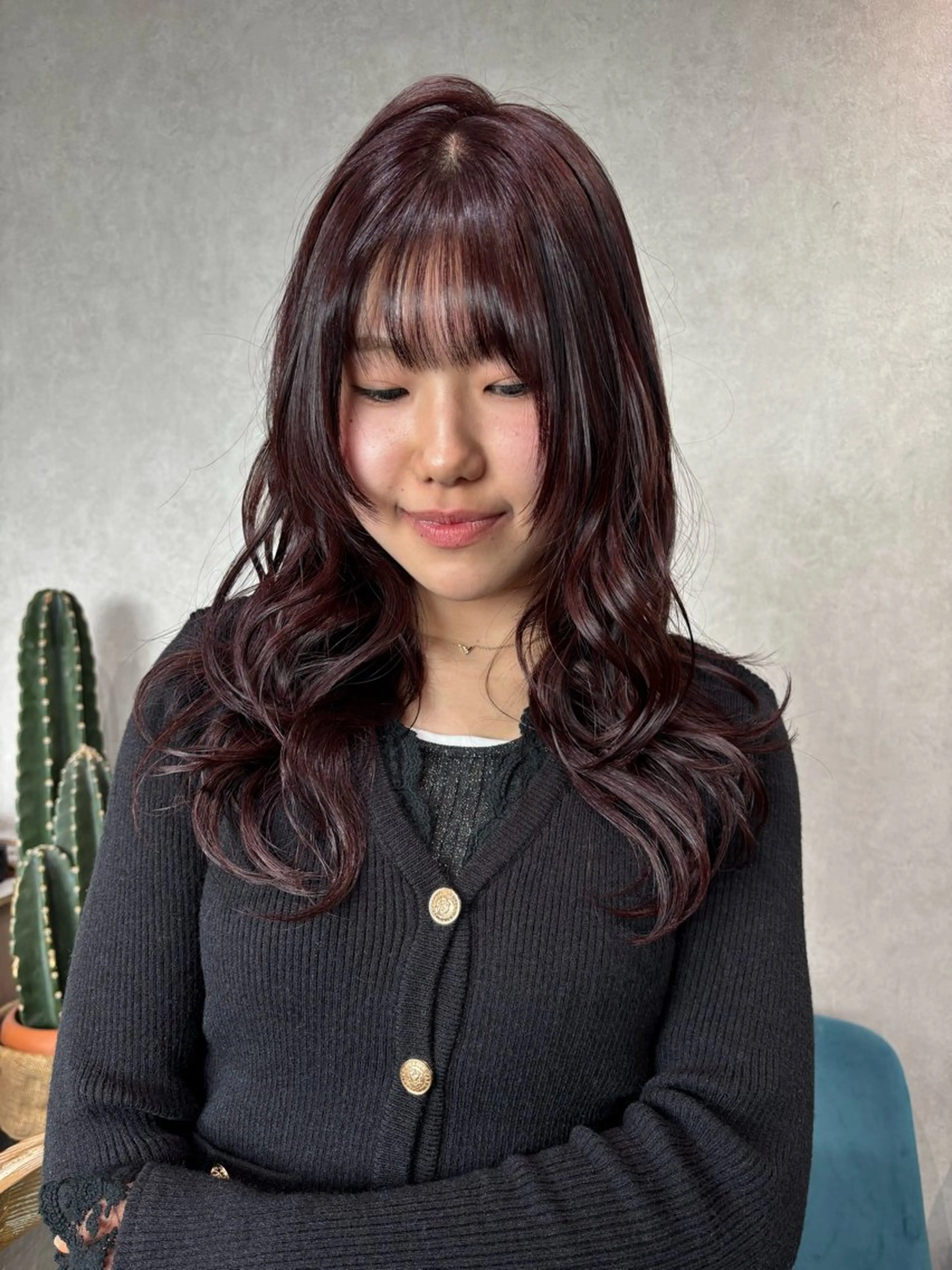 ロング カラー ヘアアレンジ 切りっぱなしボブ ブリーチ ダブルカラー イヤリングカラー ハイライトカラー ヘアカラー iona/ハイトーン /ネイルのネイルデザイン