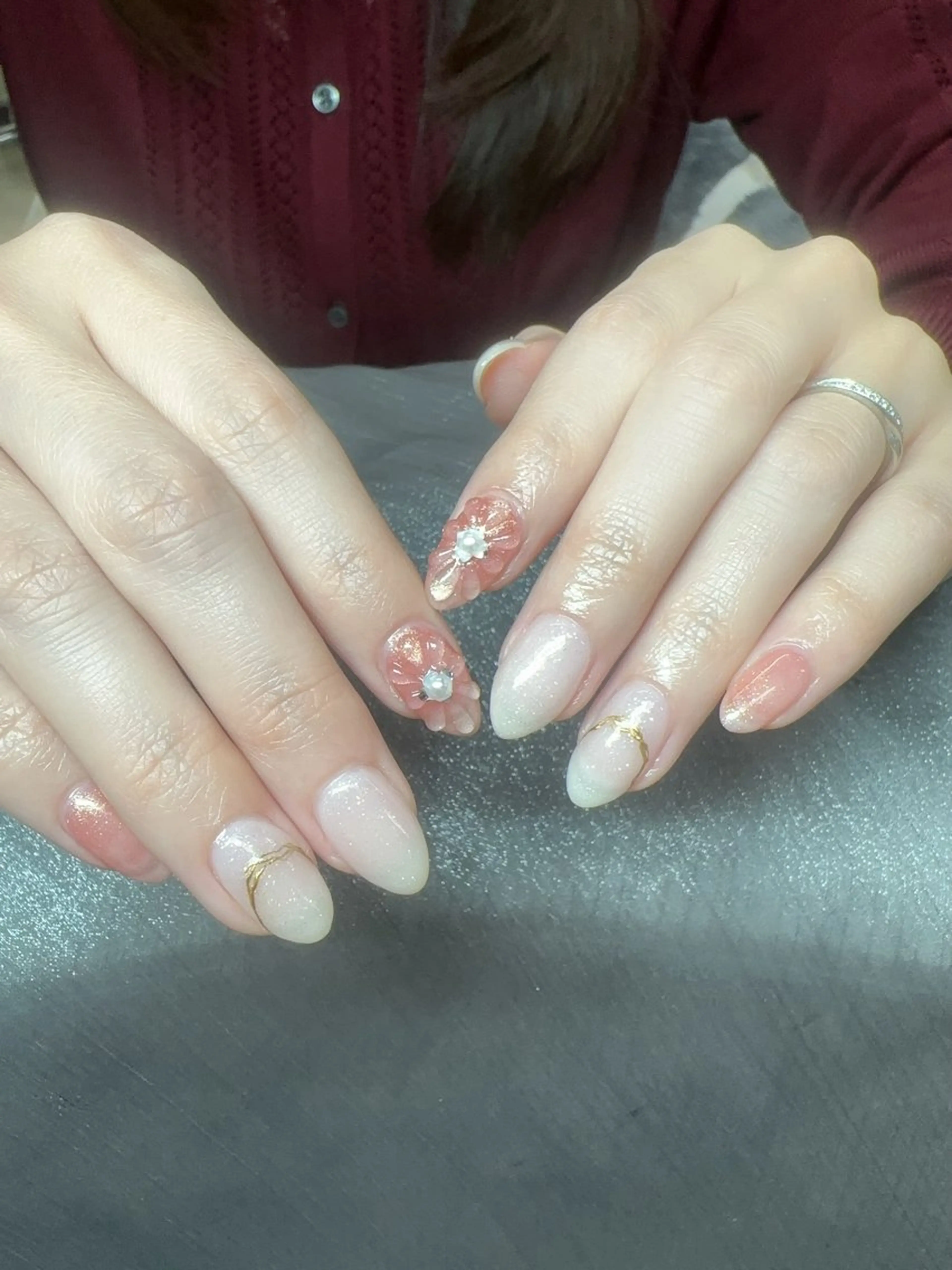 ネイル ハンドネイル ハンドケア Kaka_ パラジェル、長さだしのネイルデザイン