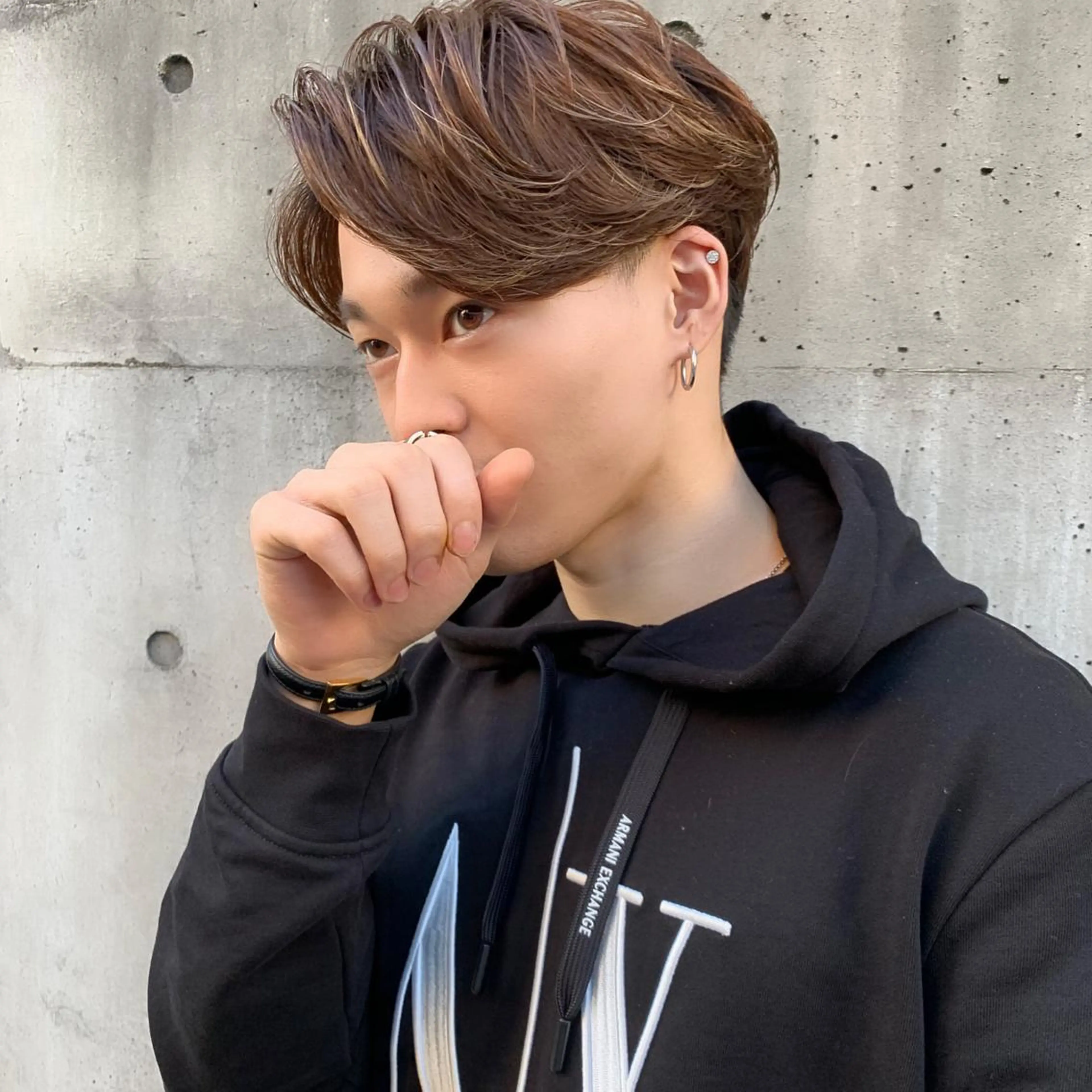 カラー メンズ メンズブリーチ メンズハイライト メンズインナーカラー メンズパーマ メンズツイストパーマ SALOWIN表参道店所属・マンツーマン×半個室 まちだきょうすけのヘアスタイル