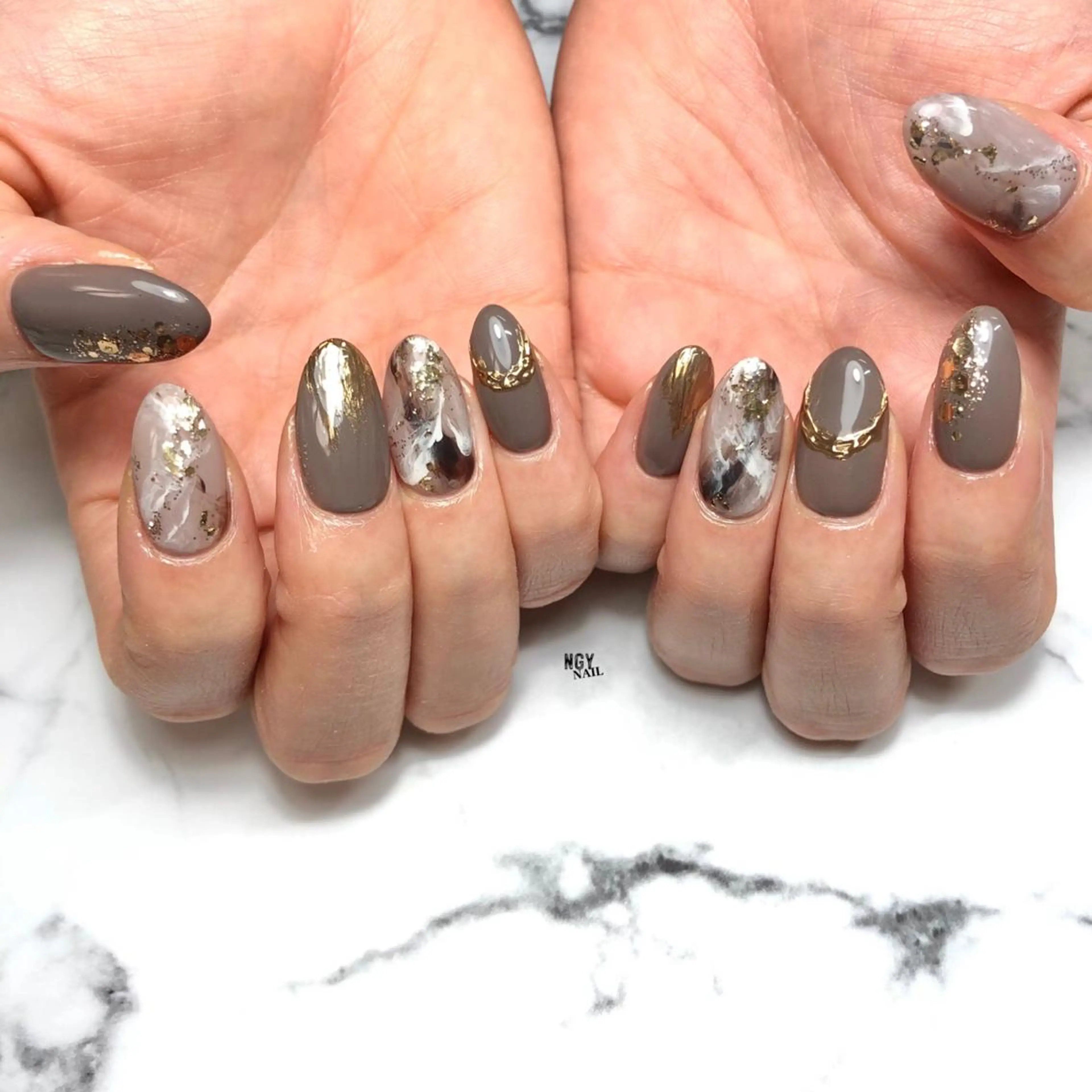 ネイル ミラーネイル ニュアンスネイル ワンカラーネイル 春ネイル ハンドネイル NAIL NOWのネイルデザイン