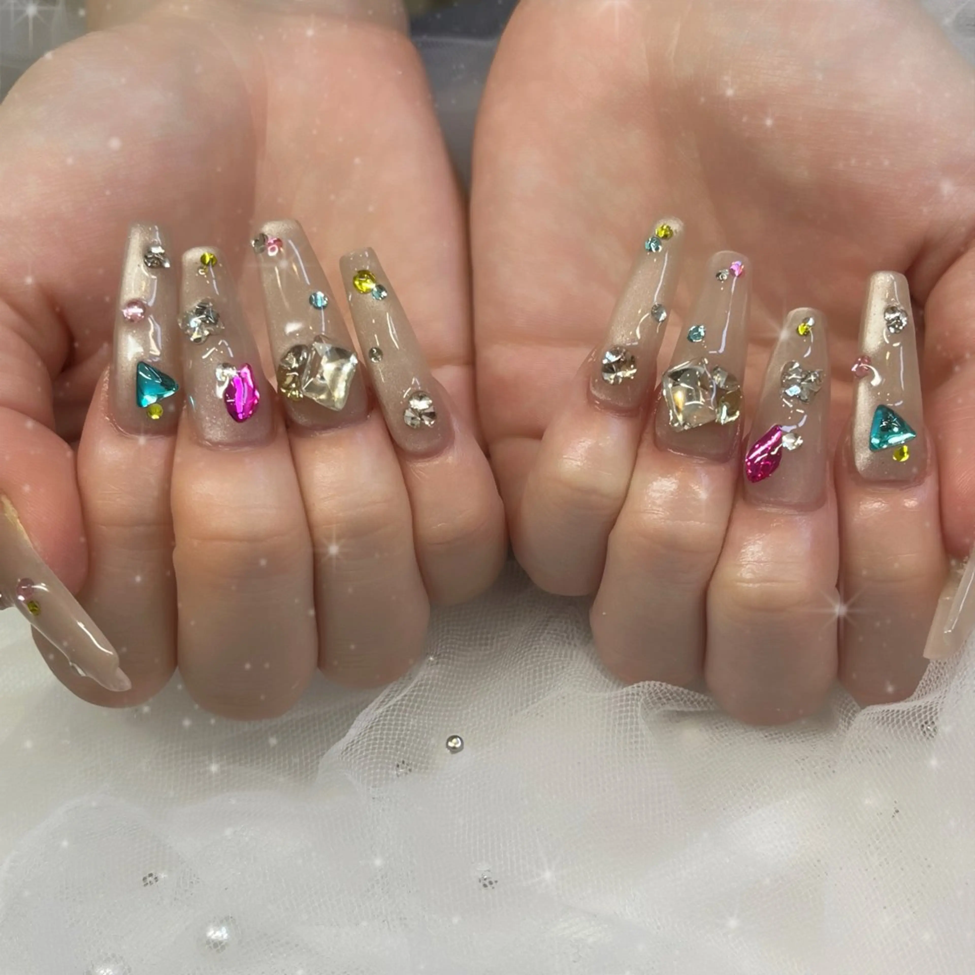 ネイル キラキラネイル ハンドネイル ブルーデイジー栄本店所属・BlueDaisy 栄本店のネイルデザイン