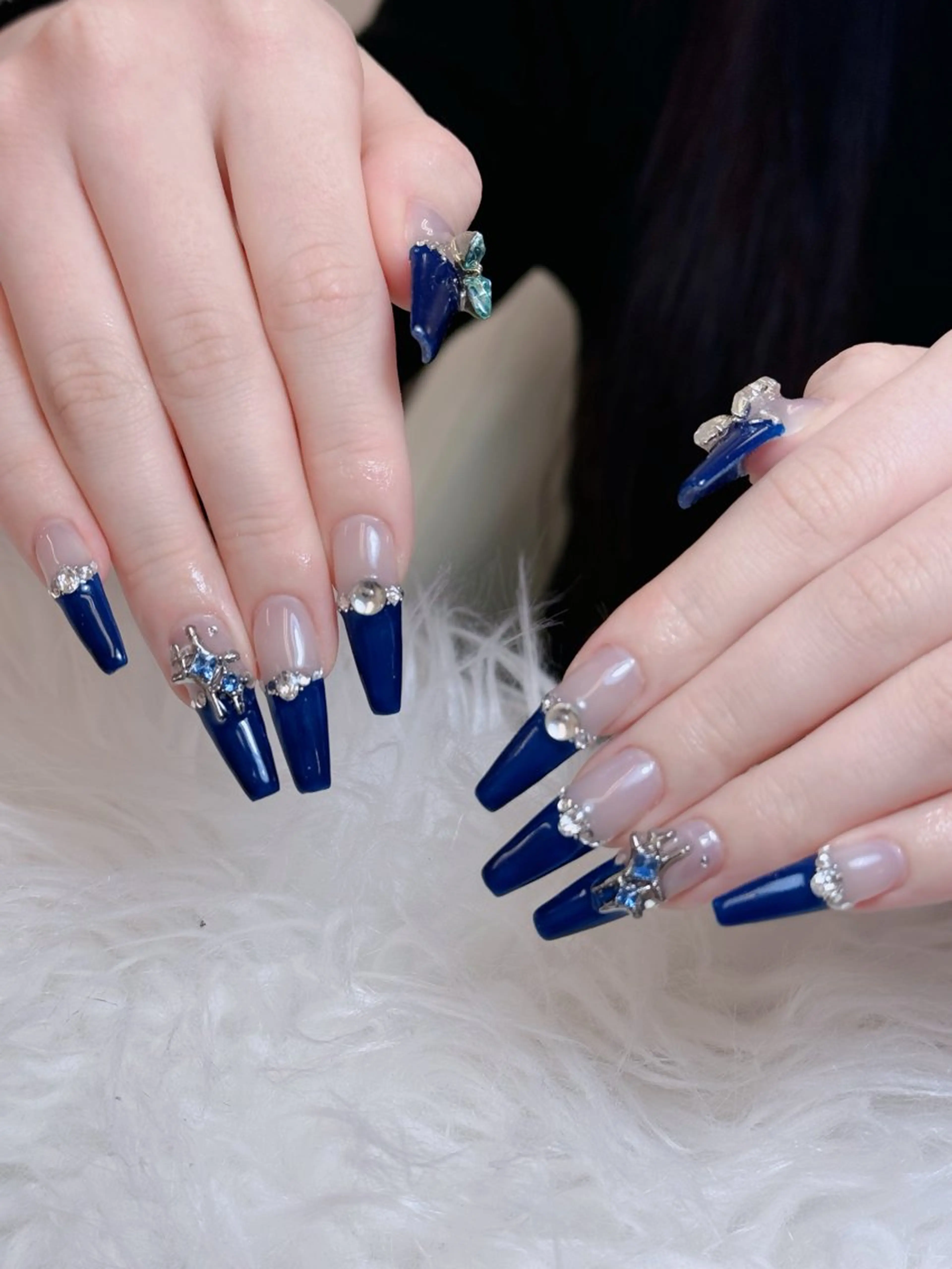 ネイル オーロラネイル チークネイル フットネイル フレンチネイル 韓国ネイル Lumi Nail 新大久保3‘のネイルデザイン