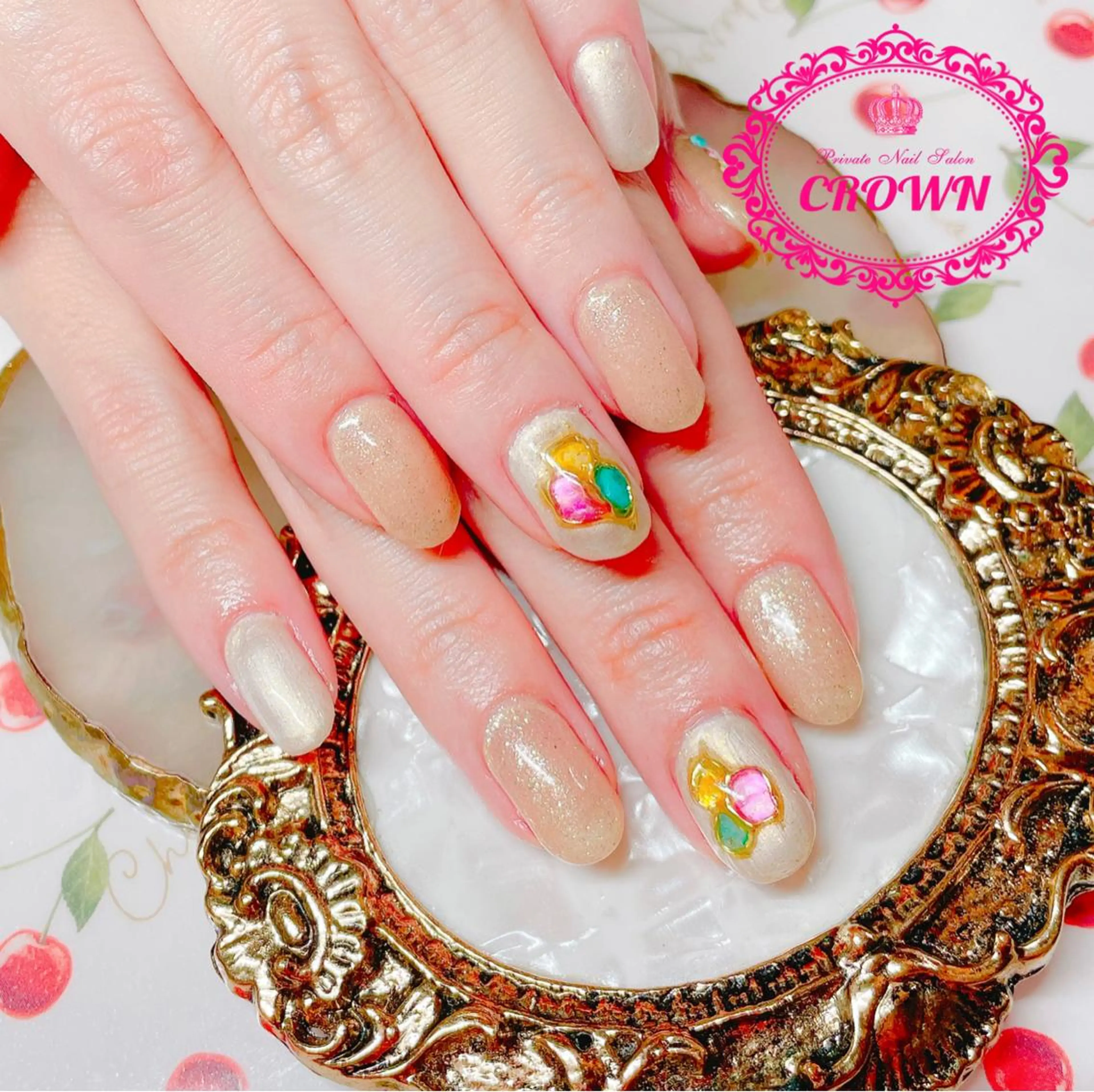 ネイル CROWN プライベートサロンのネイルデザイン