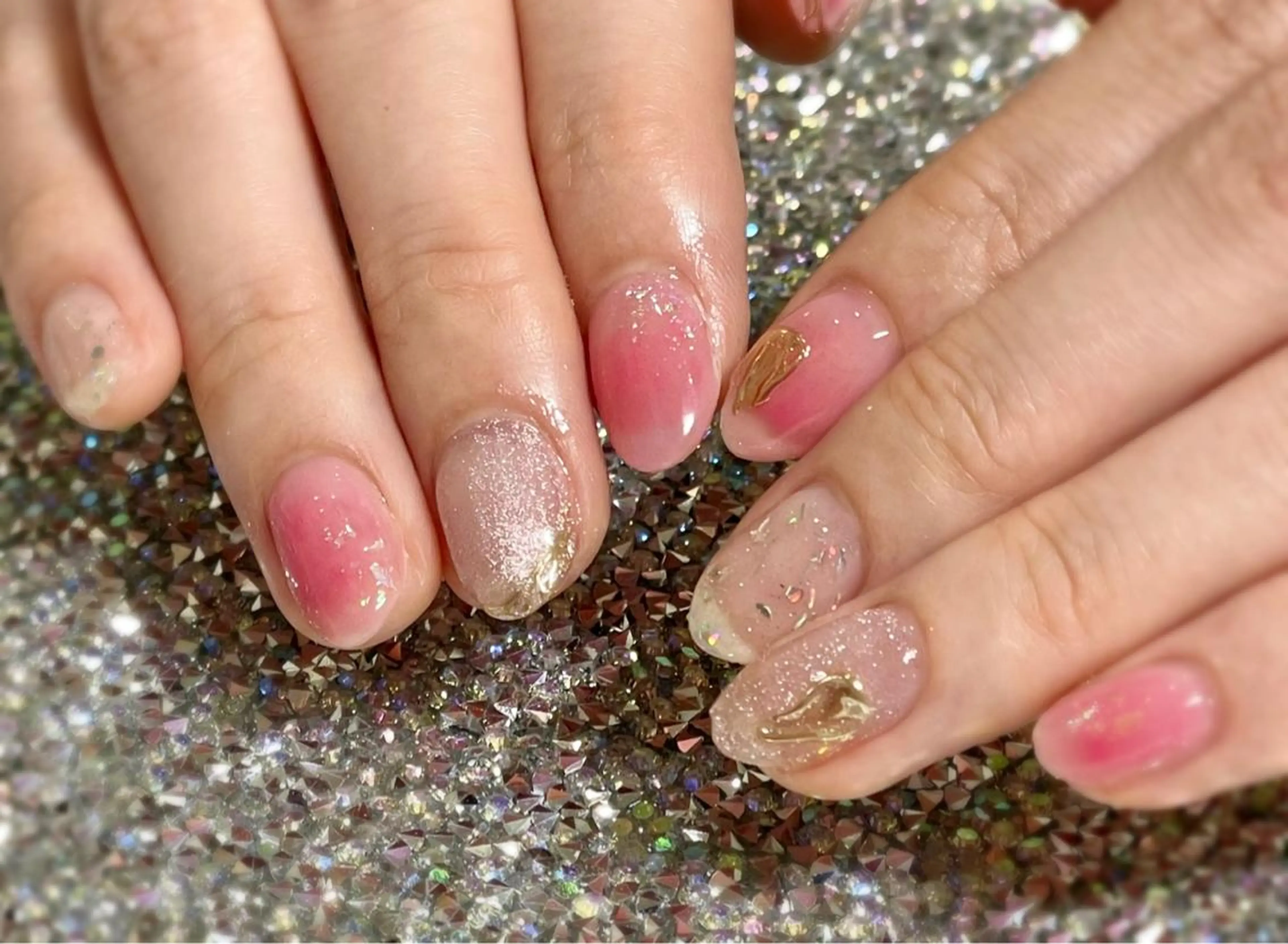 ミディアム BURGUNDY 🌹eriのネイルデザイン