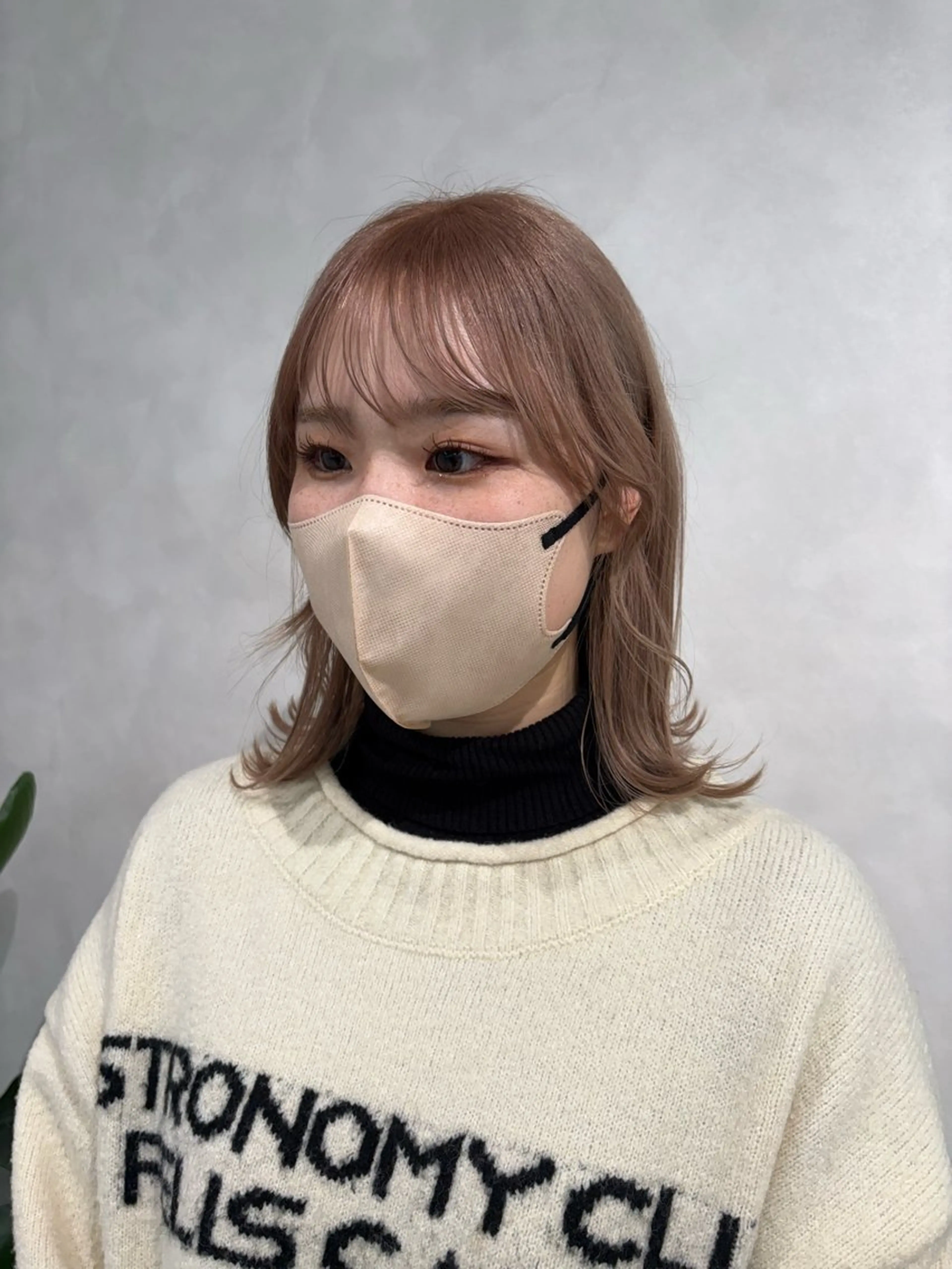 ミディアム ヘアカラー 森住 優香のヘアスタイル