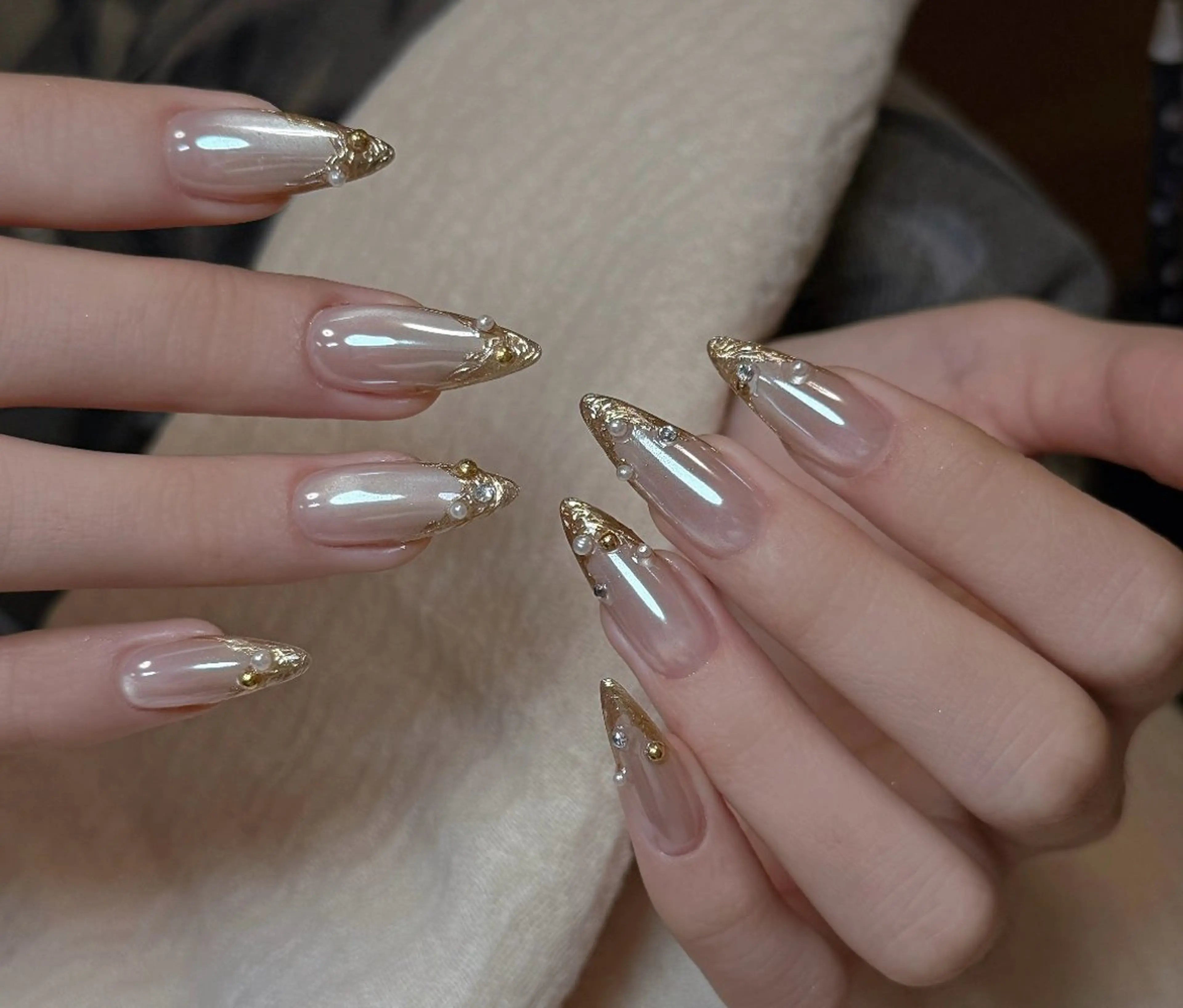 ネイル アートネイル べっ甲ネイル チークネイル 成人式 長さ出し ハンドネイル ハンドケア For you. Nail Salonのネイルデザイン