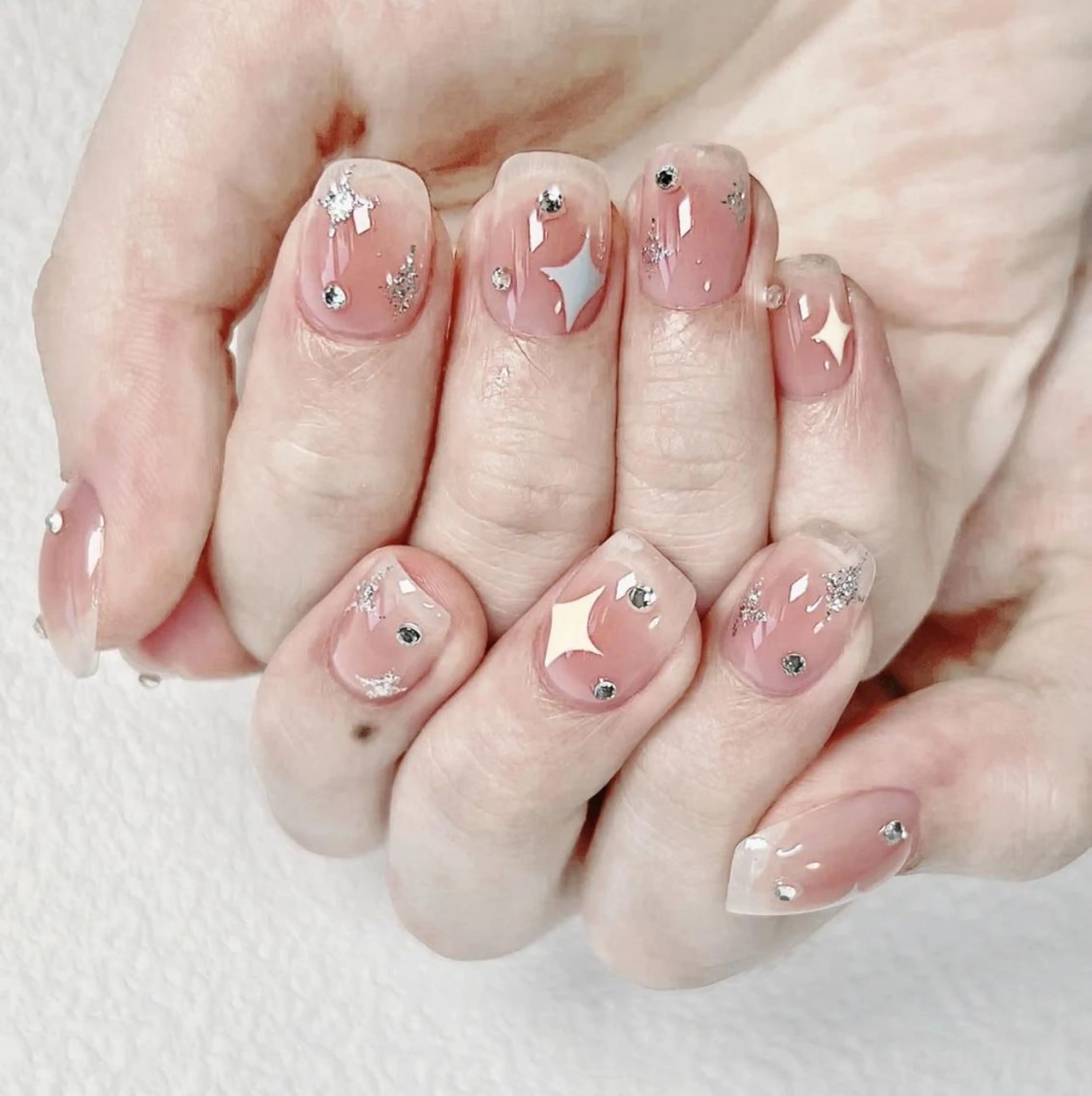 ネイル Queens momoのネイルデザイン