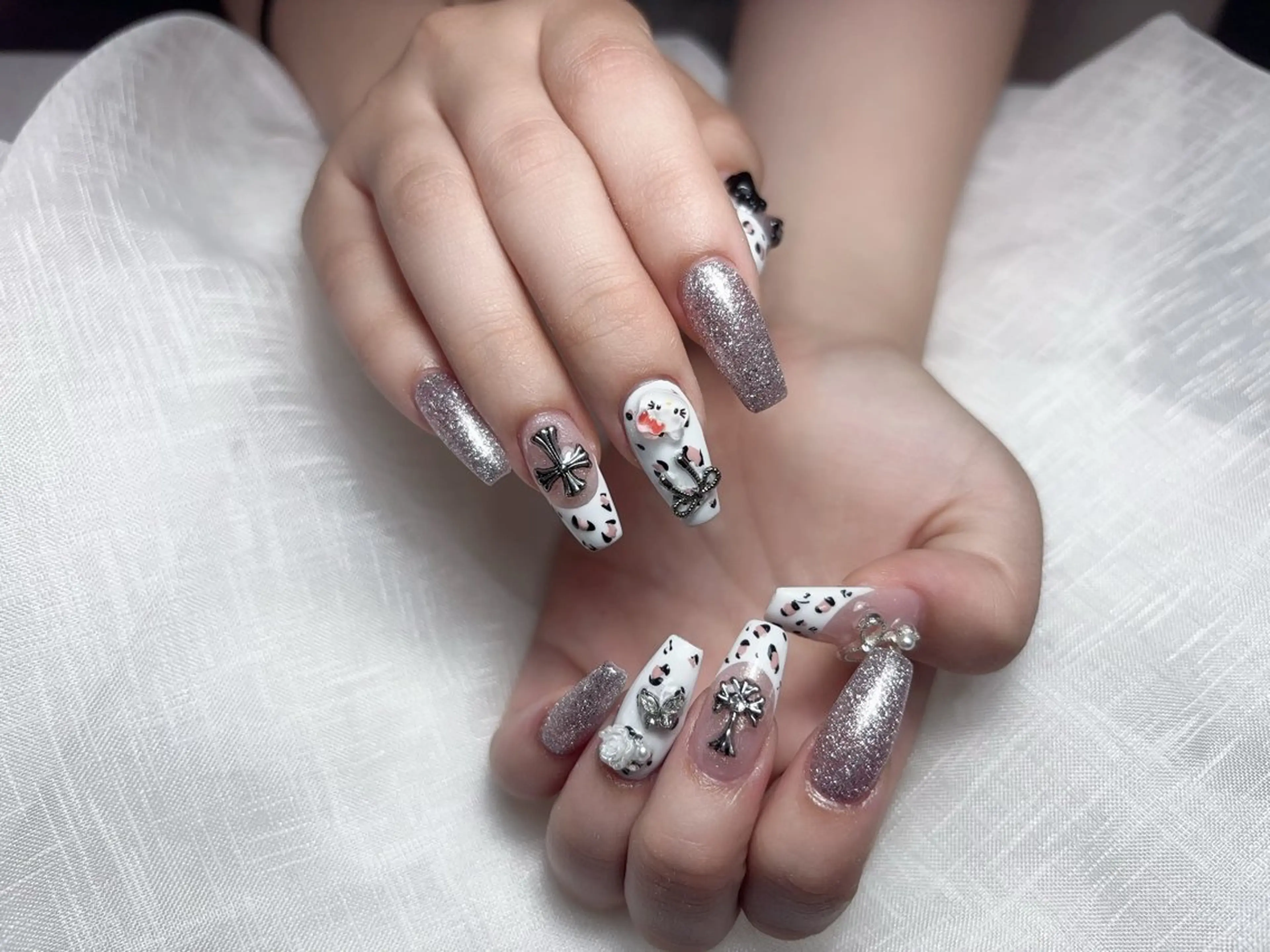 ネイル JUJUネイル所属・JUJU ネイルサロンのネイルデザイン