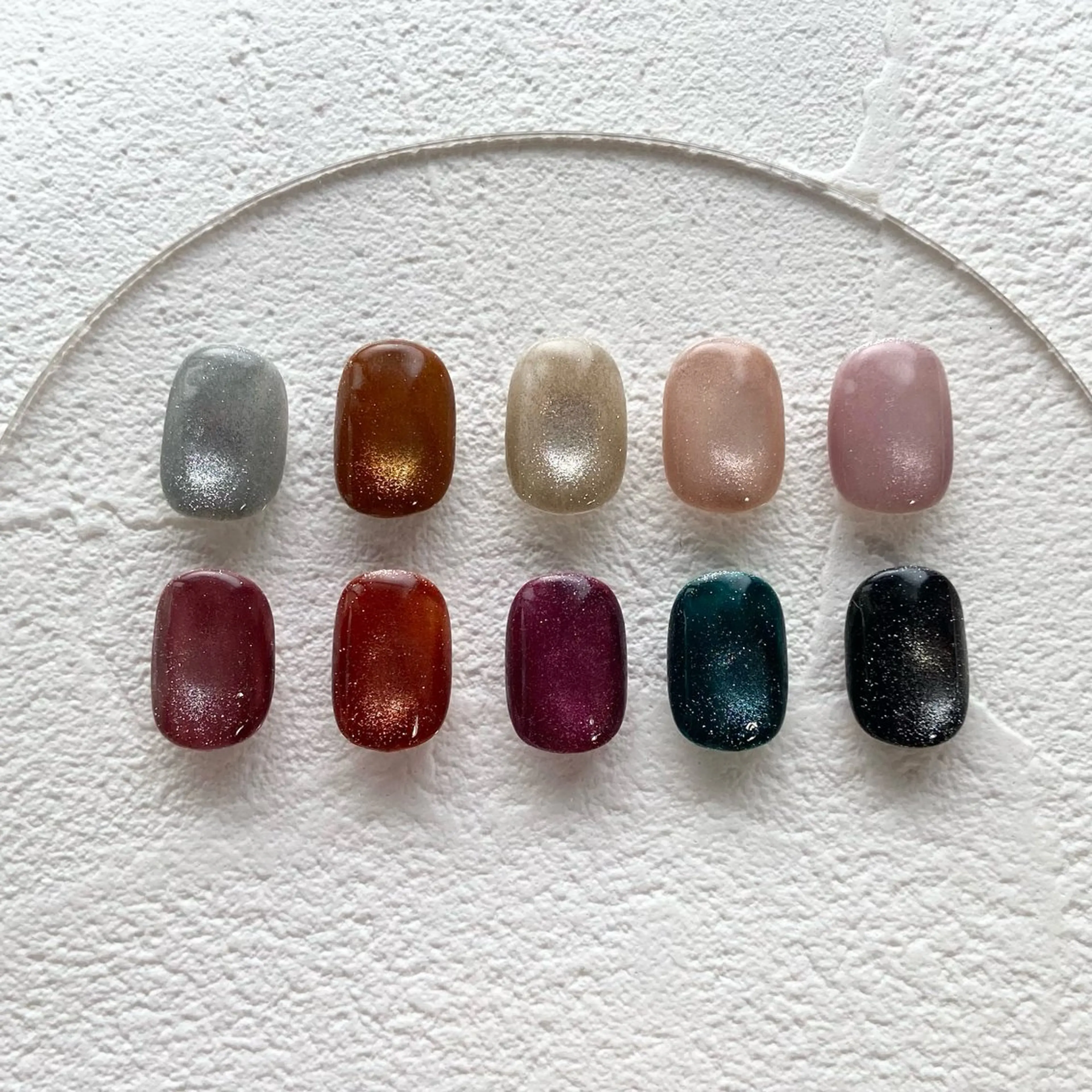 ネイル マグネットネイル ハンドネイル 甲府昭和甲斐 ネイルサロン　IROのネイルデザイン