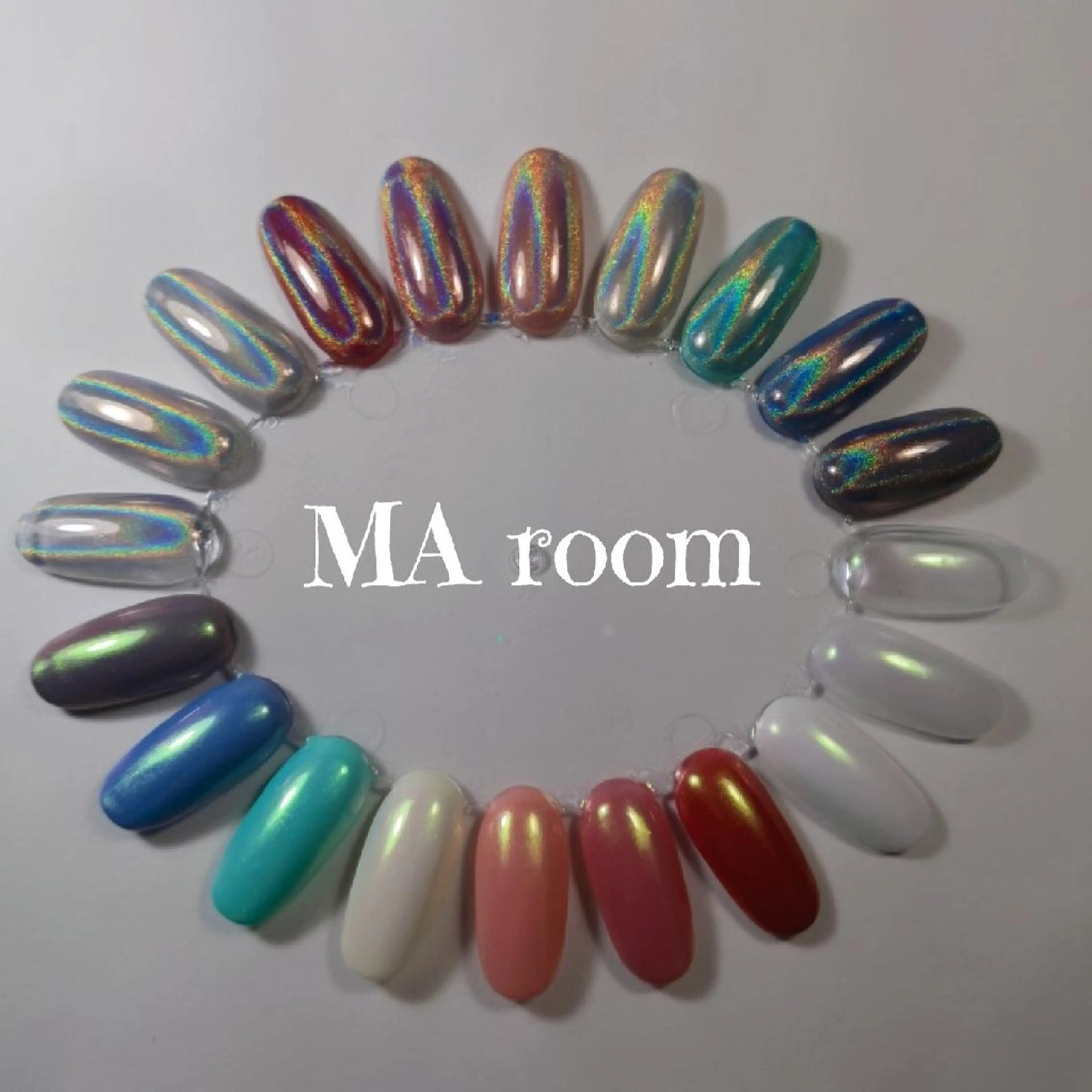 ネイル ＆MERCI所属・&MERCI nail maoのネイルデザイン