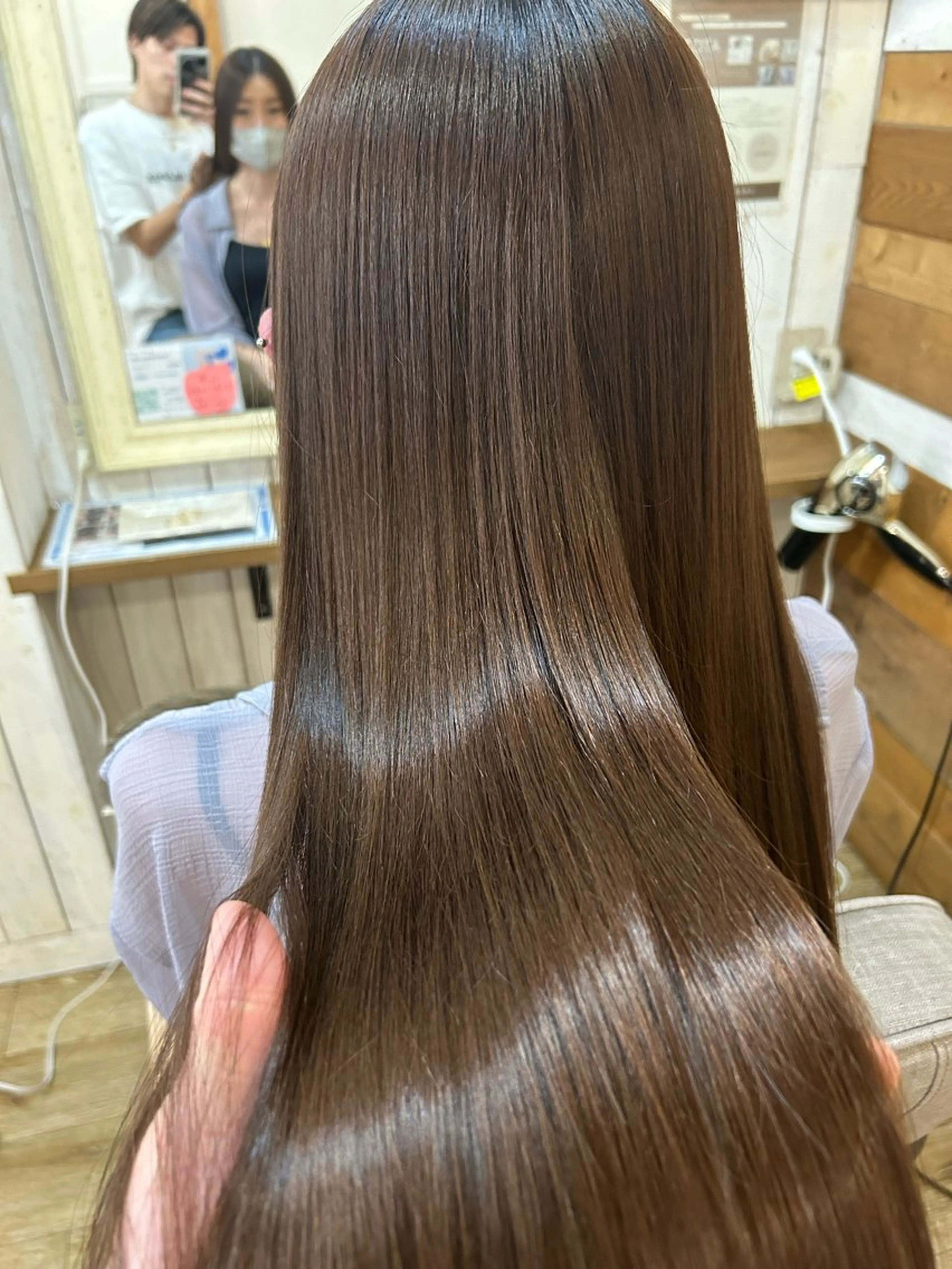 カット+ナチュラルストレート(完全にクセを無くしたい方オススメ)シャンプー・ブロー込の写真