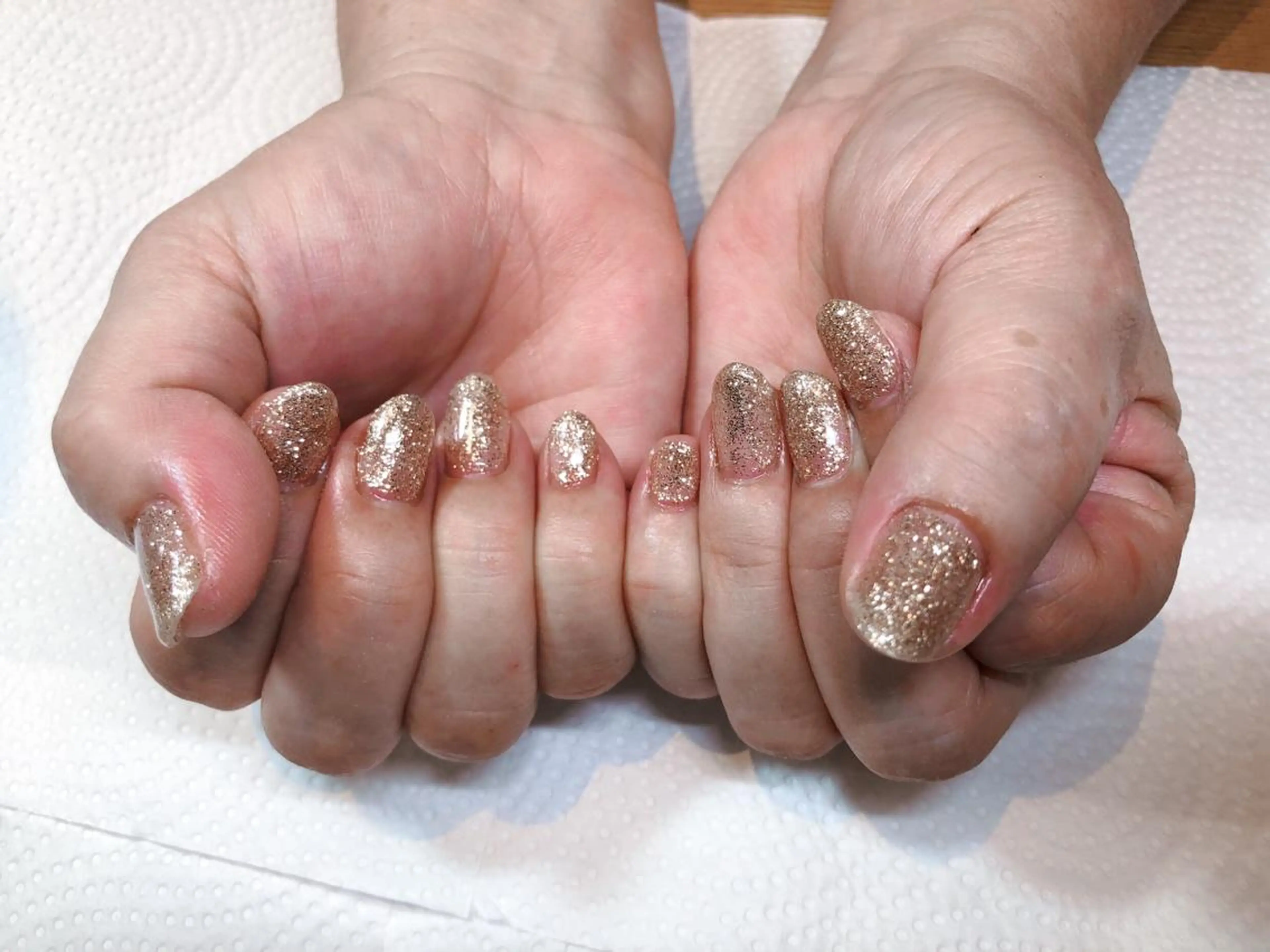 ネイル iiloo aromaworksのネイルデザイン