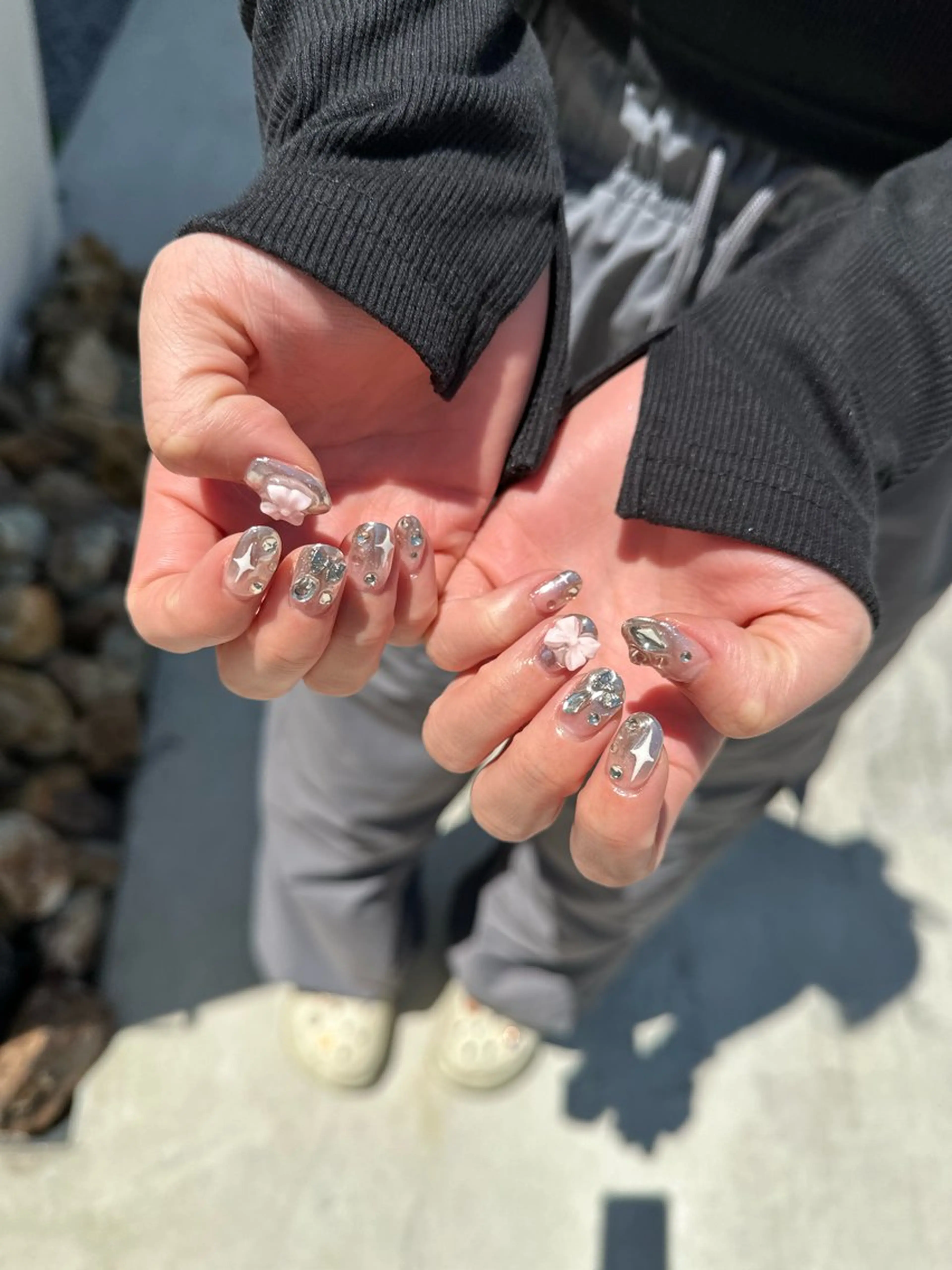 ネイル ミラーネイル ピンク リボン シルバー ハンドネイル megu_ kanoanailのネイルデザイン