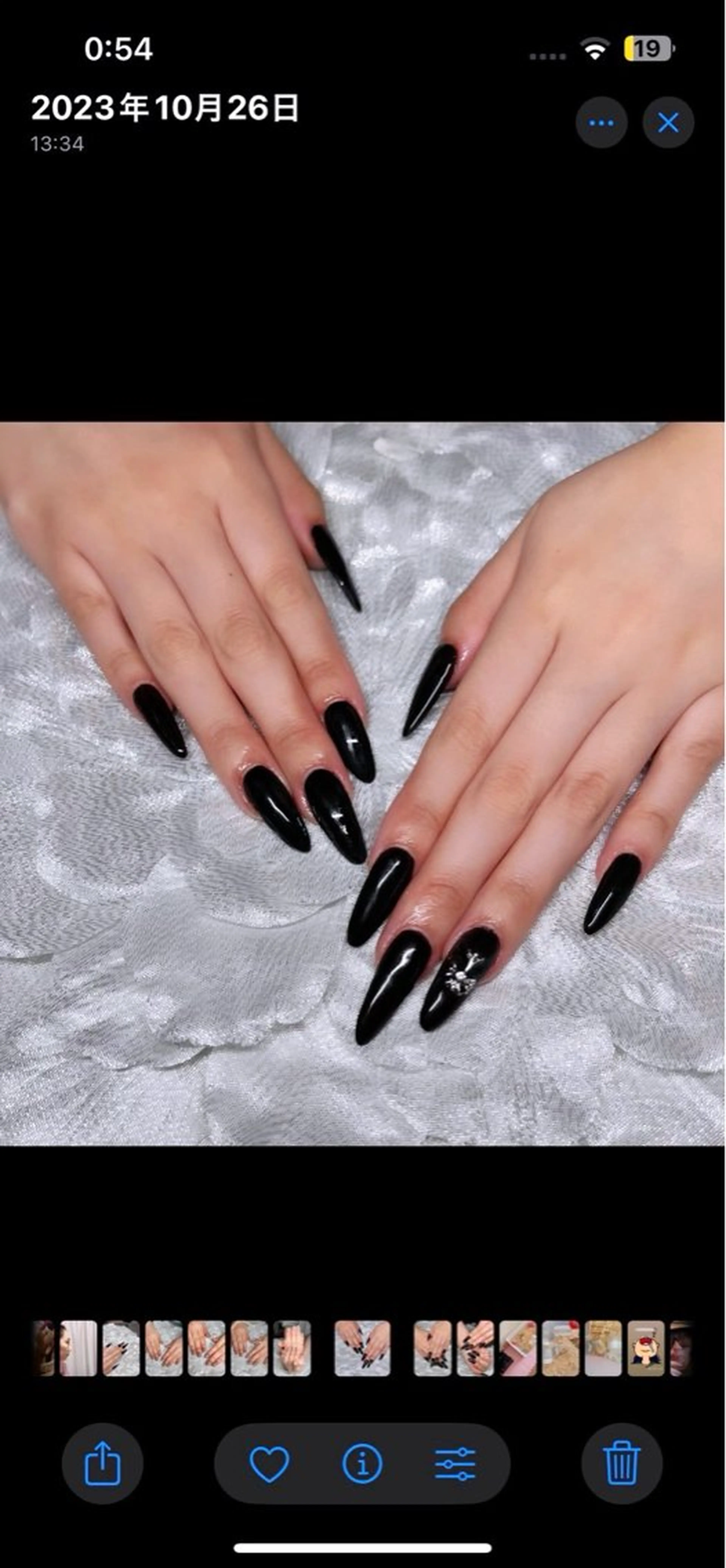 ネイル SIRIUS所属・SIRIUS Mikaのネイルデザイン